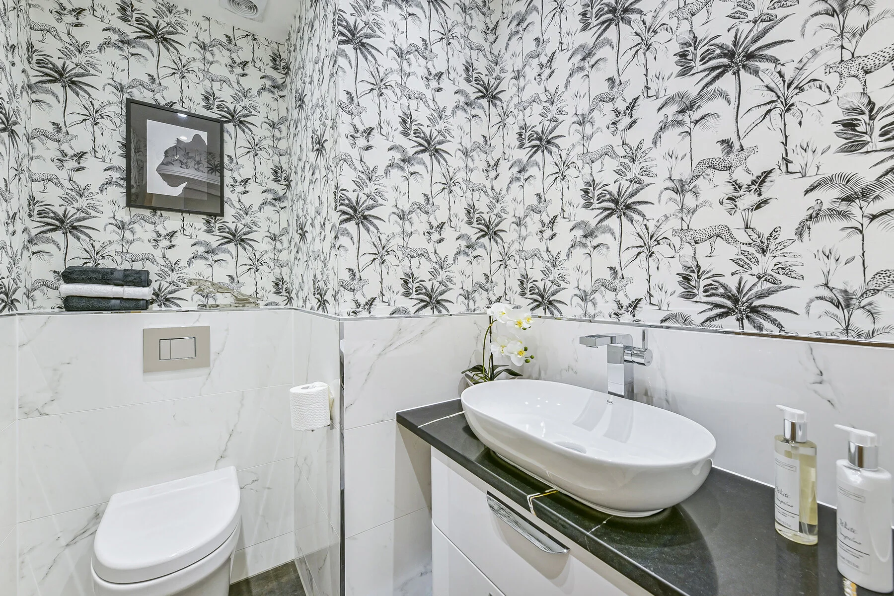 Iles Property Flat 1, 1 Lowndes Square (20).jpg