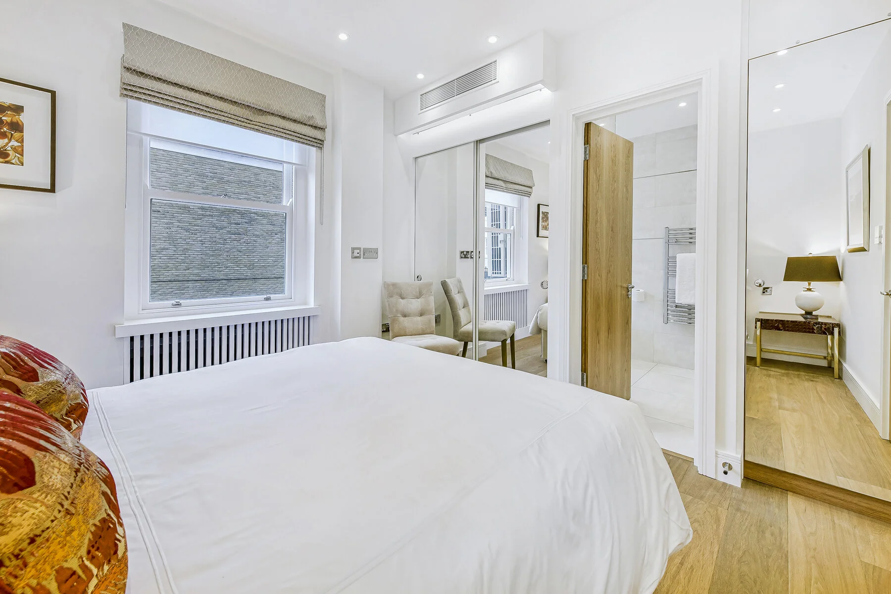 Iles Property Flat 1, 1 Lowndes Square (13).jpg