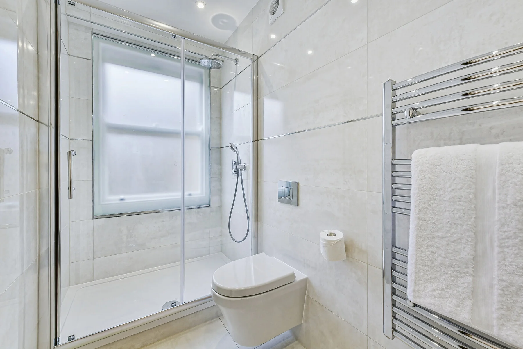 Iles Property Flat 1, 1 Lowndes Square (14).jpg