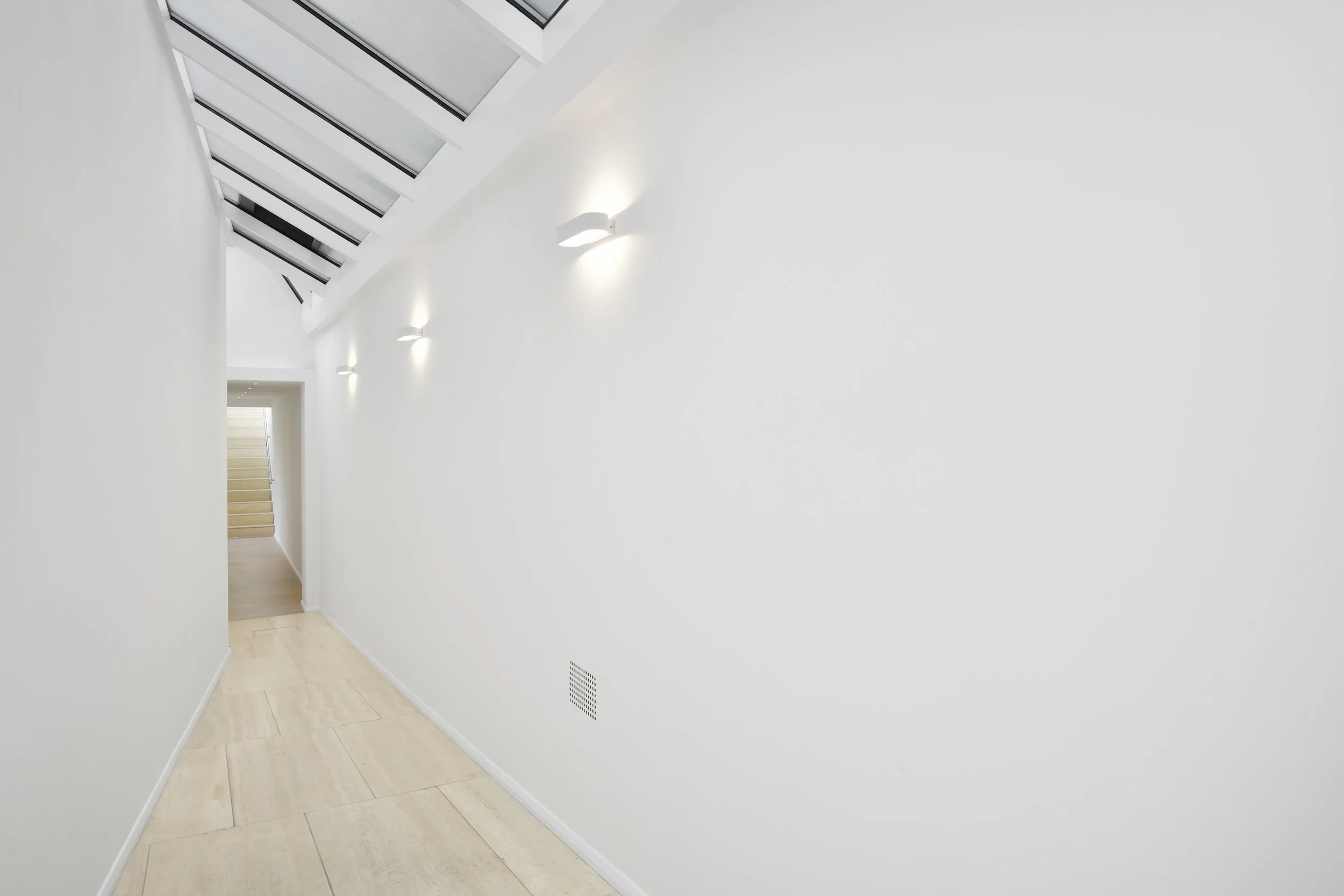 Iles, 6a Shaftesbury Villas, Allen Street (11).jpg