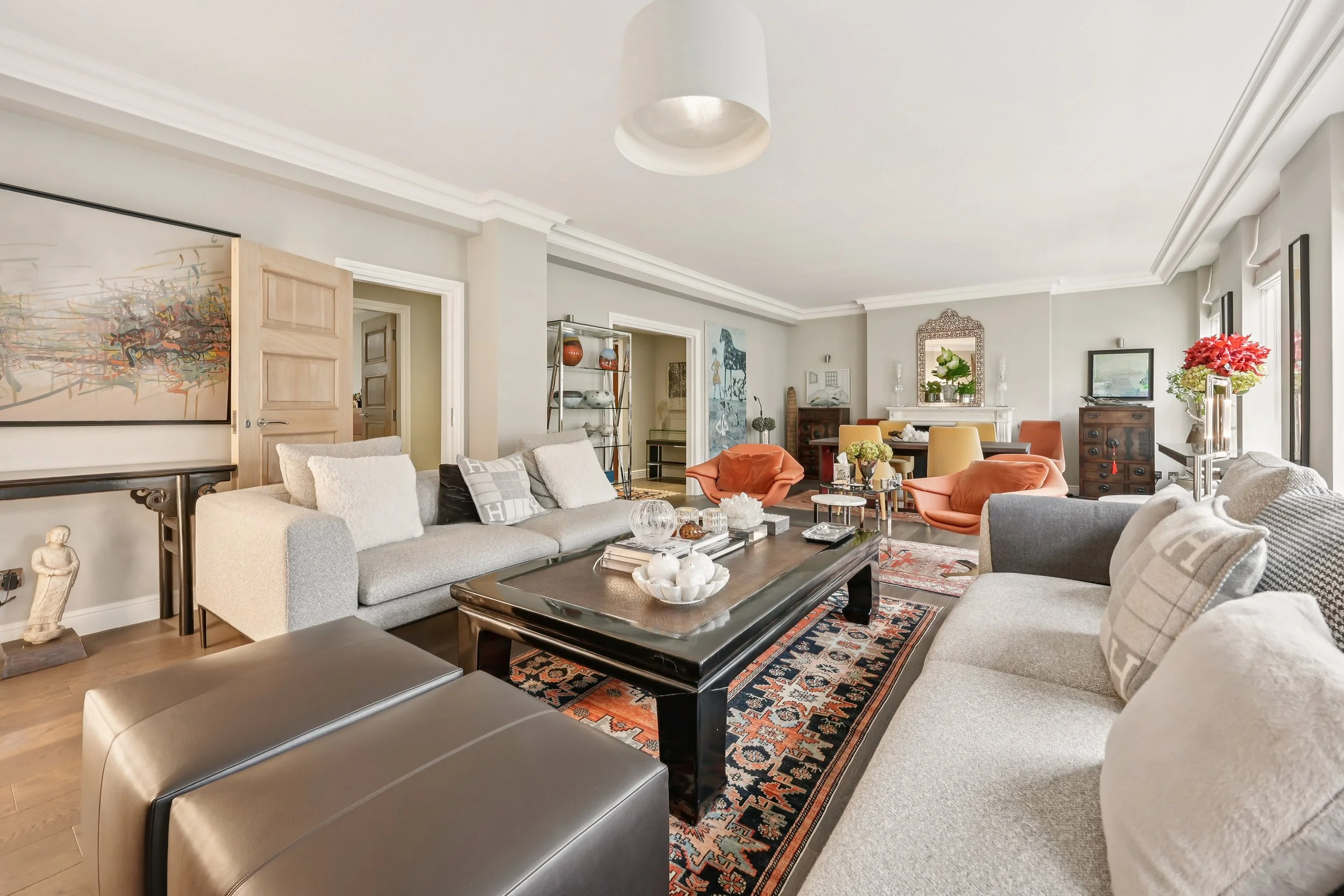 11. Flat 8, 10 Lowndes Square (7).jpg