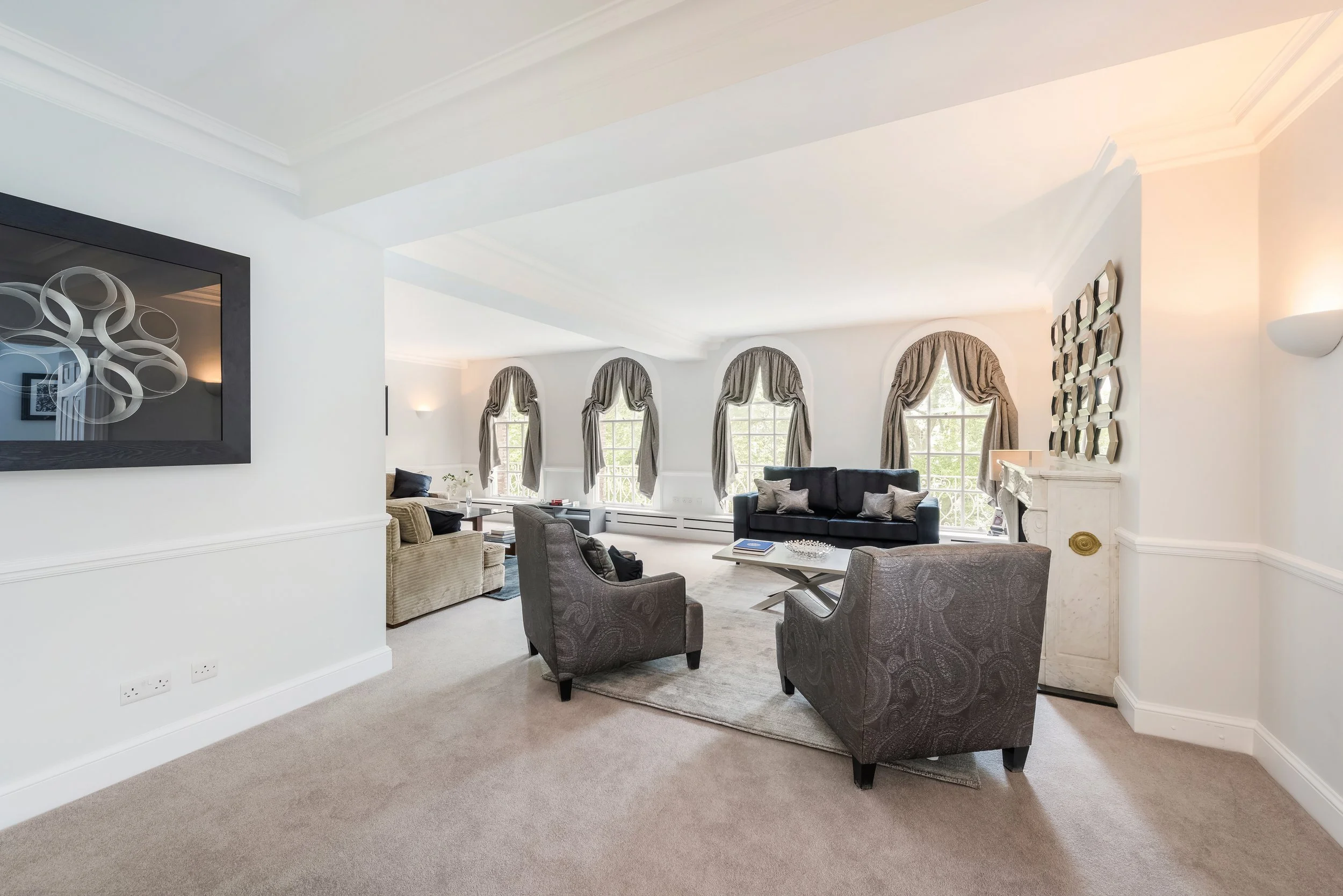 ILES Flat 6, 44 Lowndes Square  (8).jpg