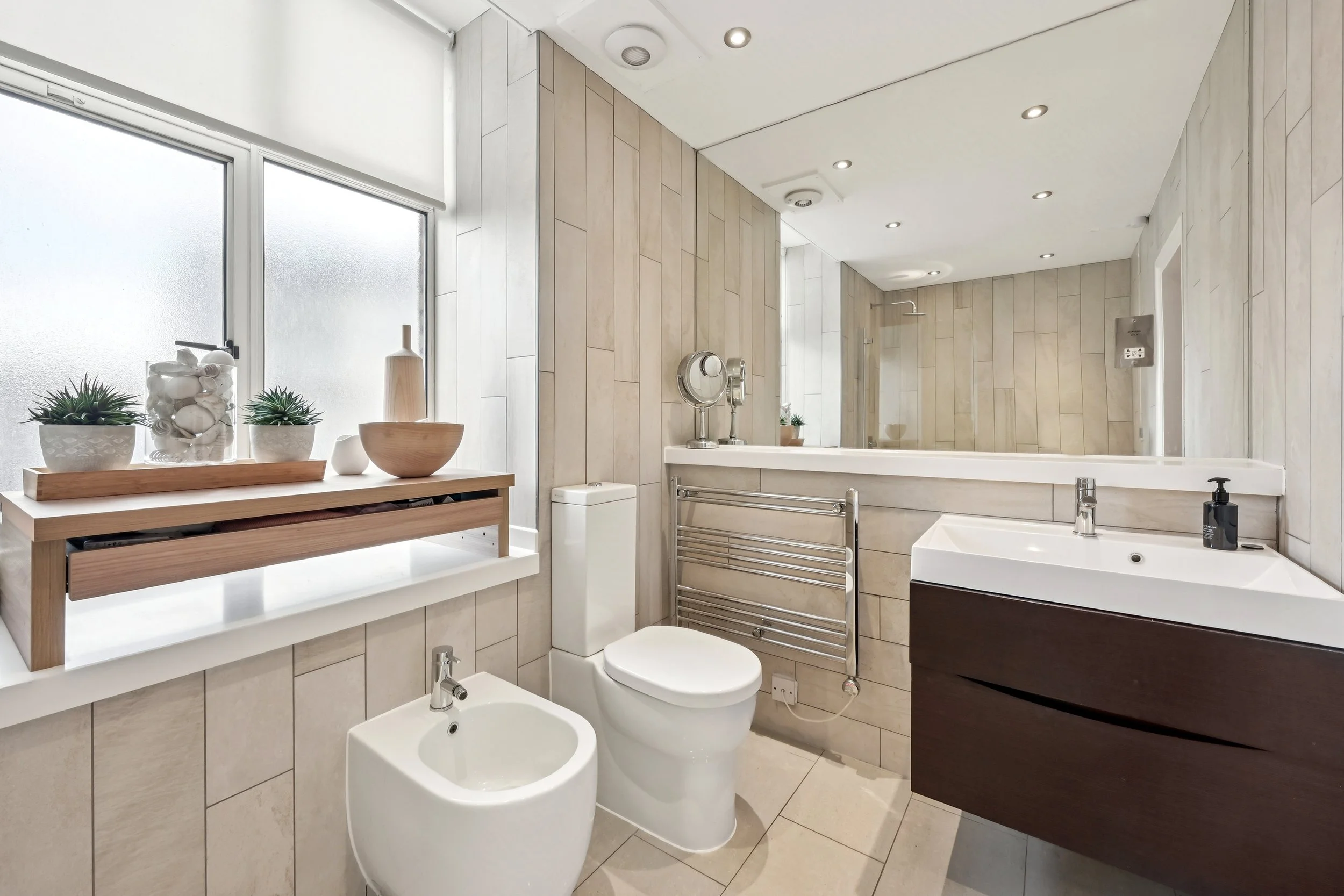 6. Flat 8, 10 Lowndes Square (14).jpg