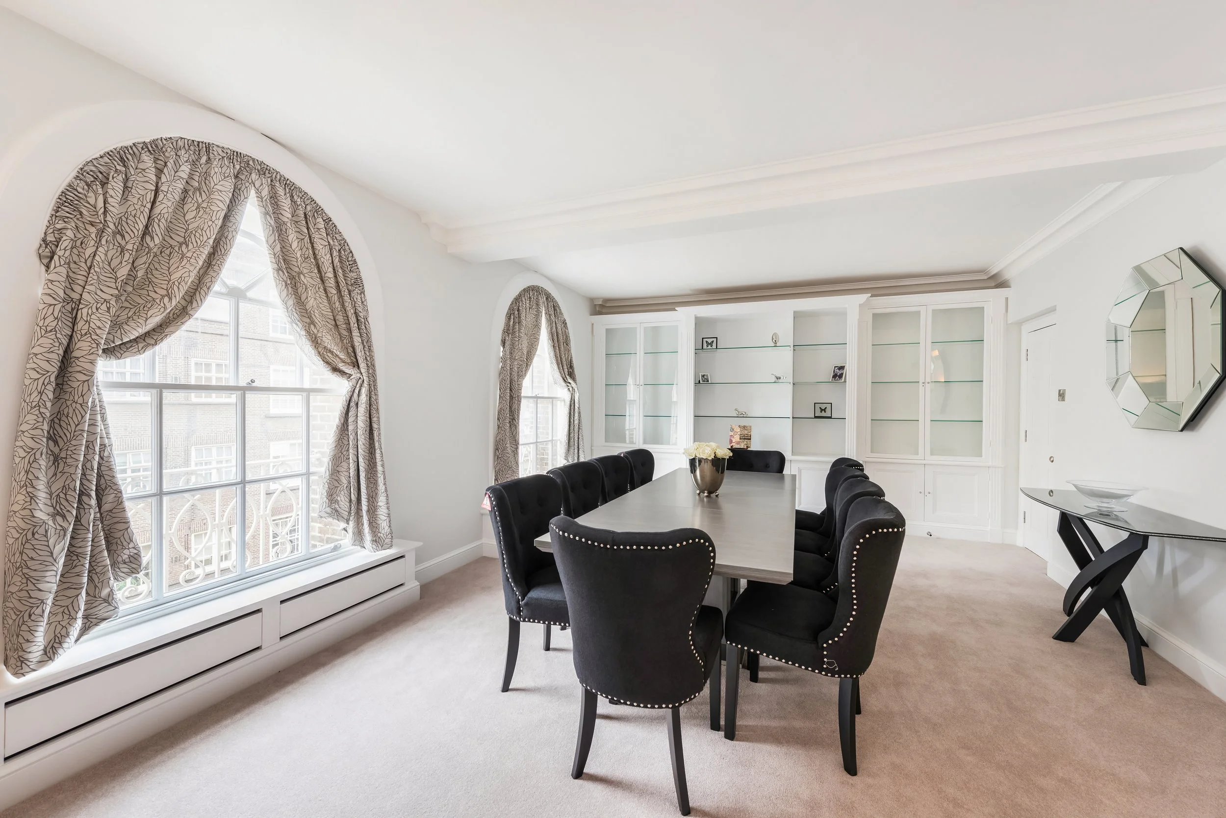 ILES Flat 6, 44 Lowndes Square  (13).jpg