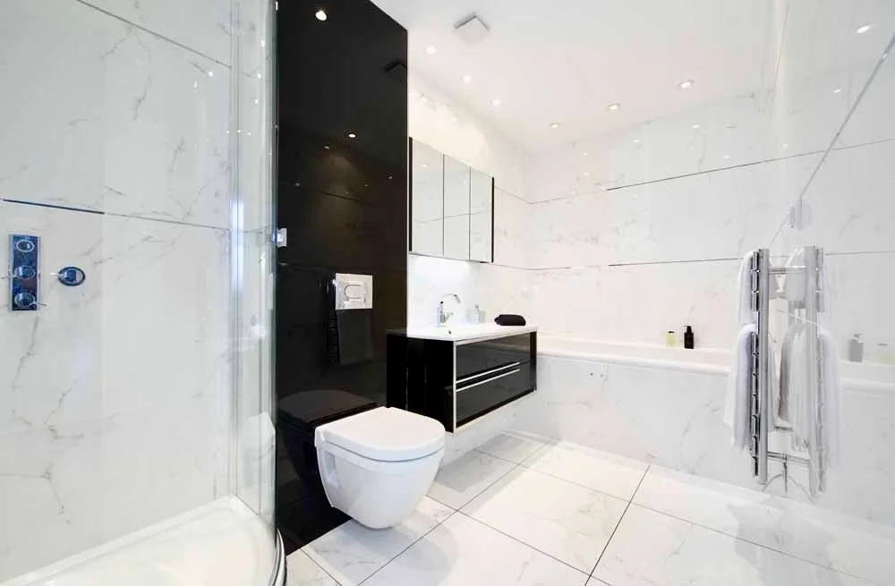 5. Bath 2 Lo Res 2.jpg