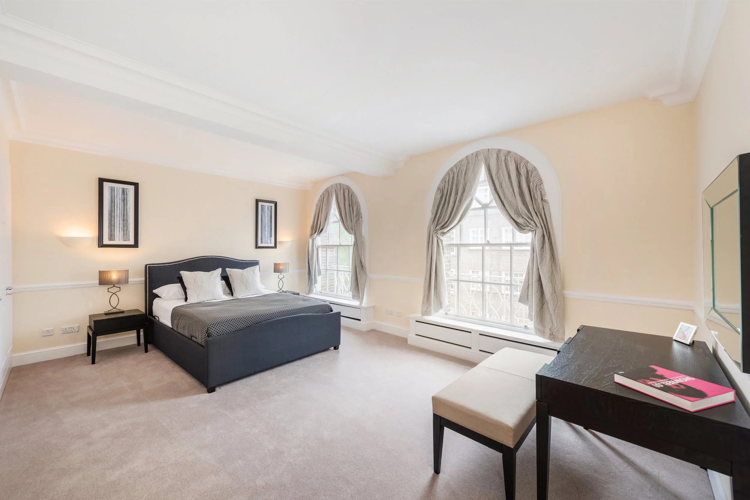 ILES Flat 6, 44 Lowndes Square  (17).jpg