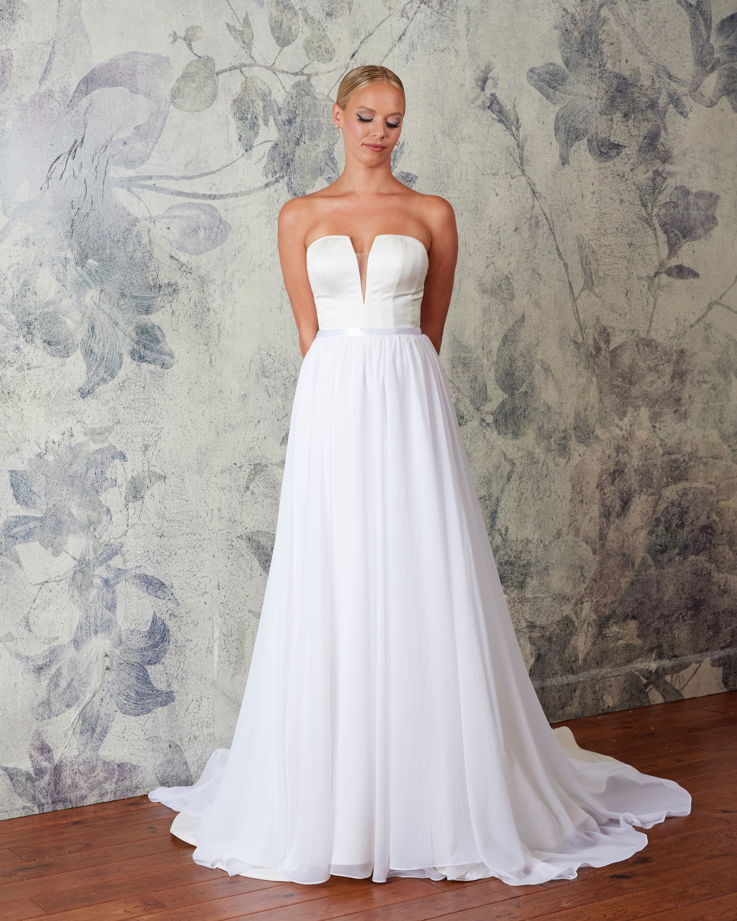 Hailey-F_ChiffonOverskirt_1292_Resized.jpg