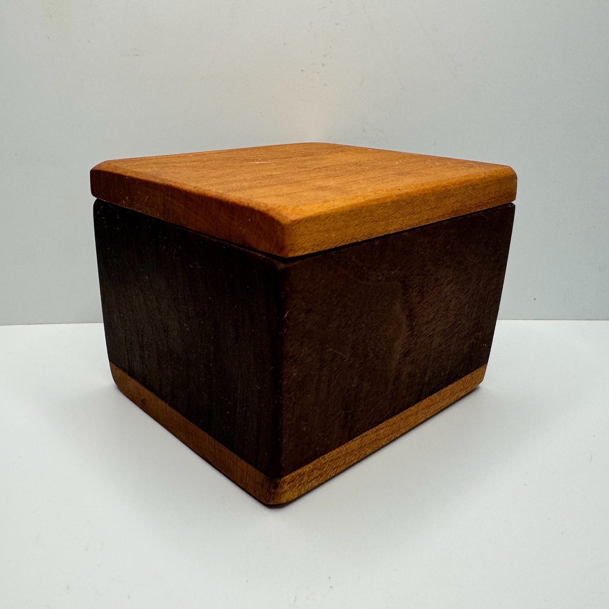 small box 071726b1.JPG
