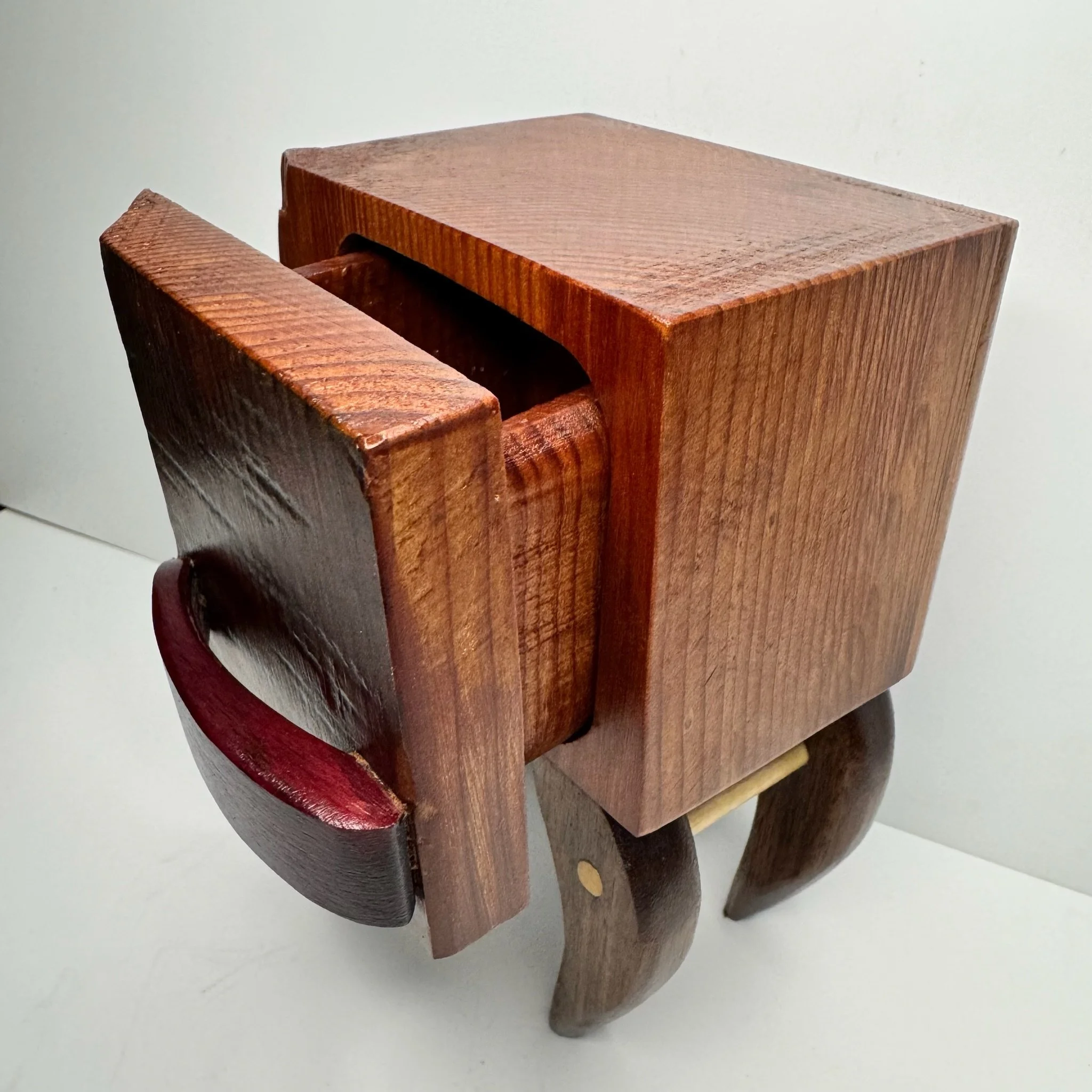 bandsaw box mod legs 1.JPG