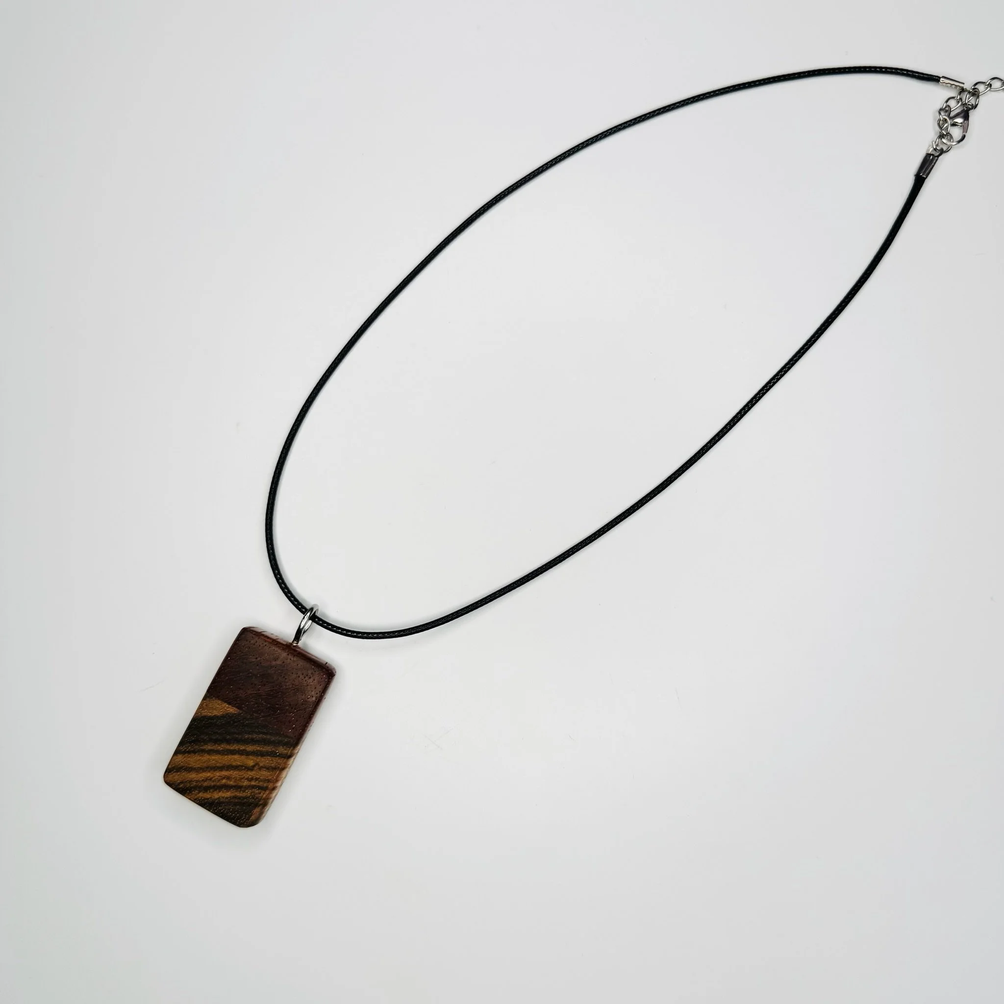wooden pendant padauk zebra 2.JPG