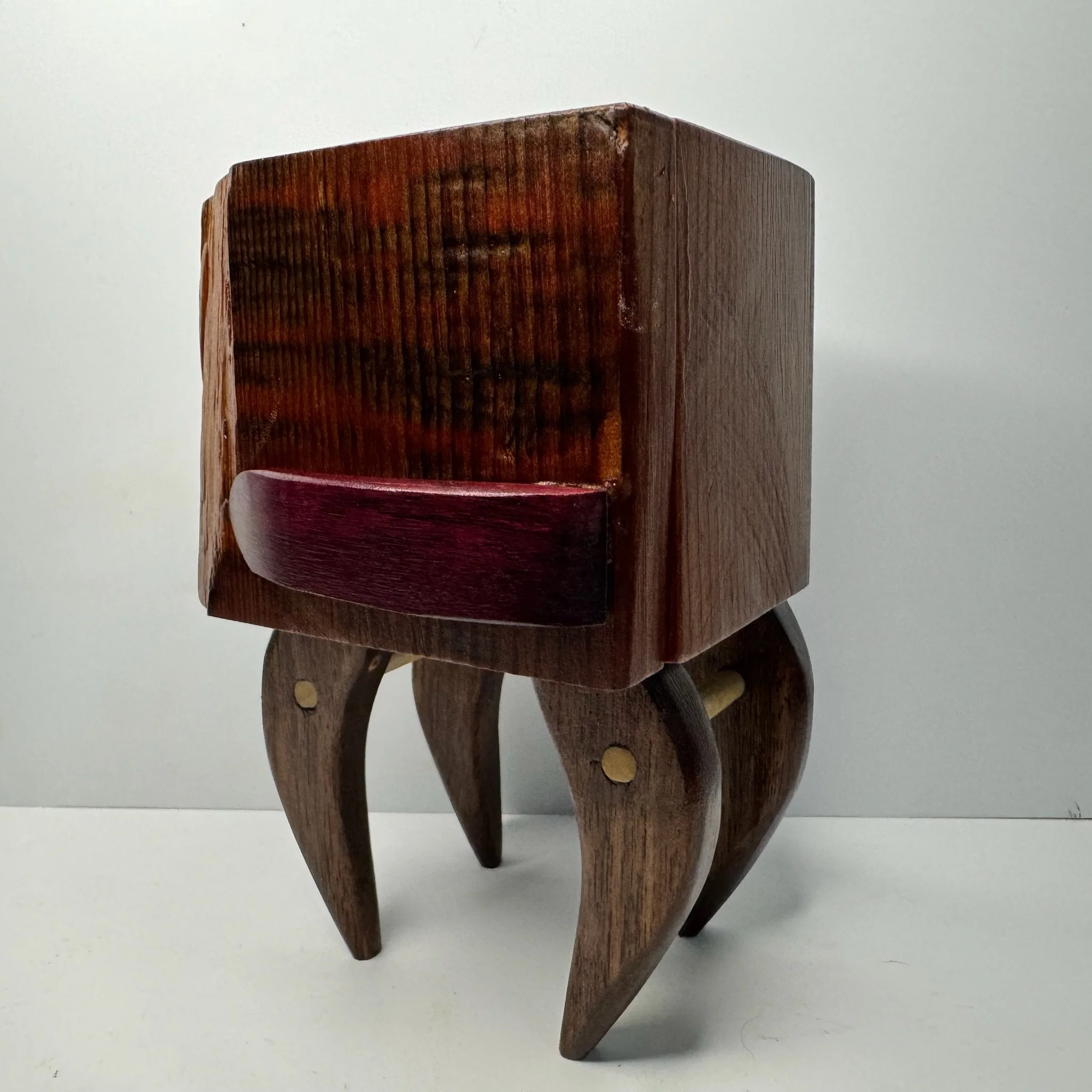 bandsaw box mod legs 1a.JPG
