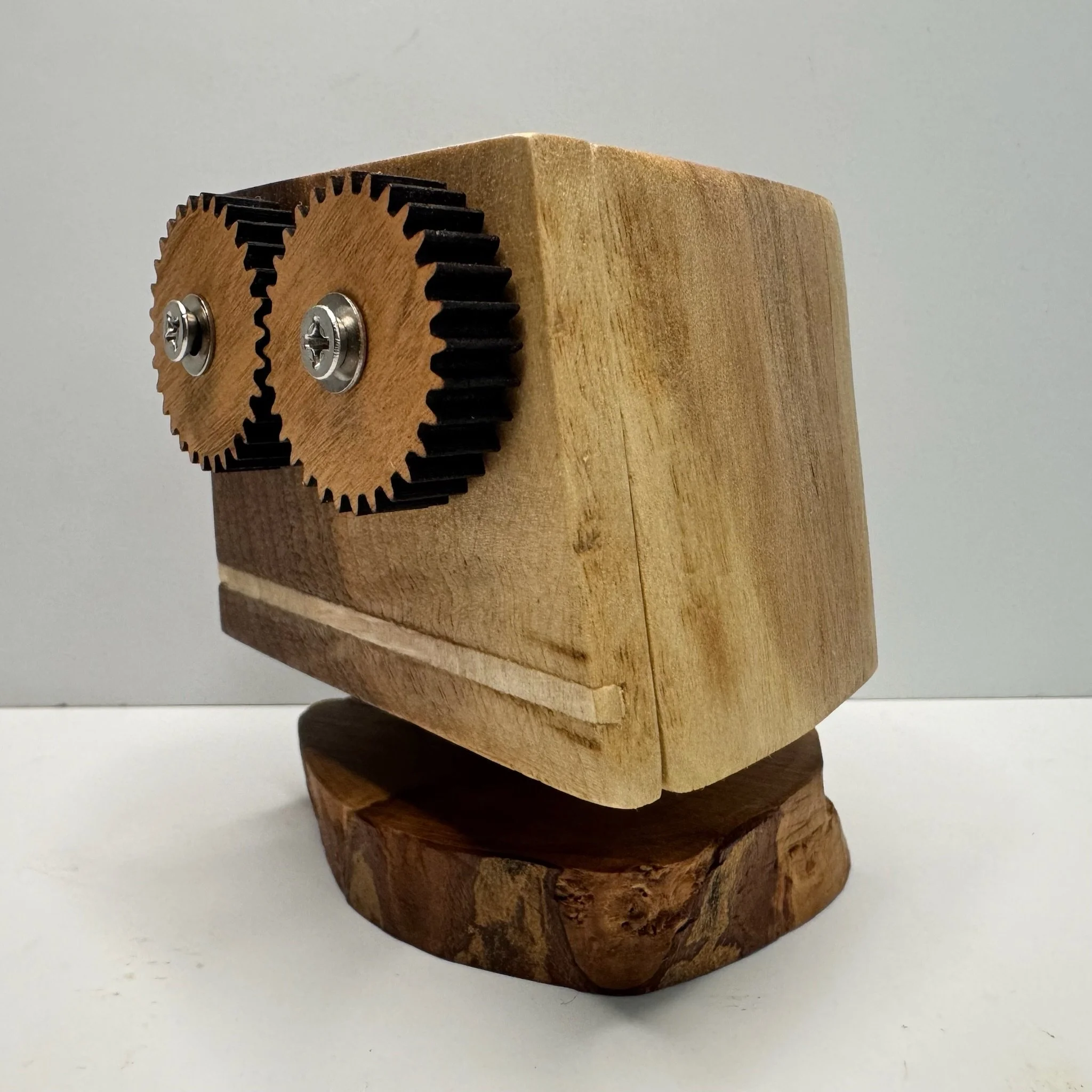 robot box 081626c.JPG