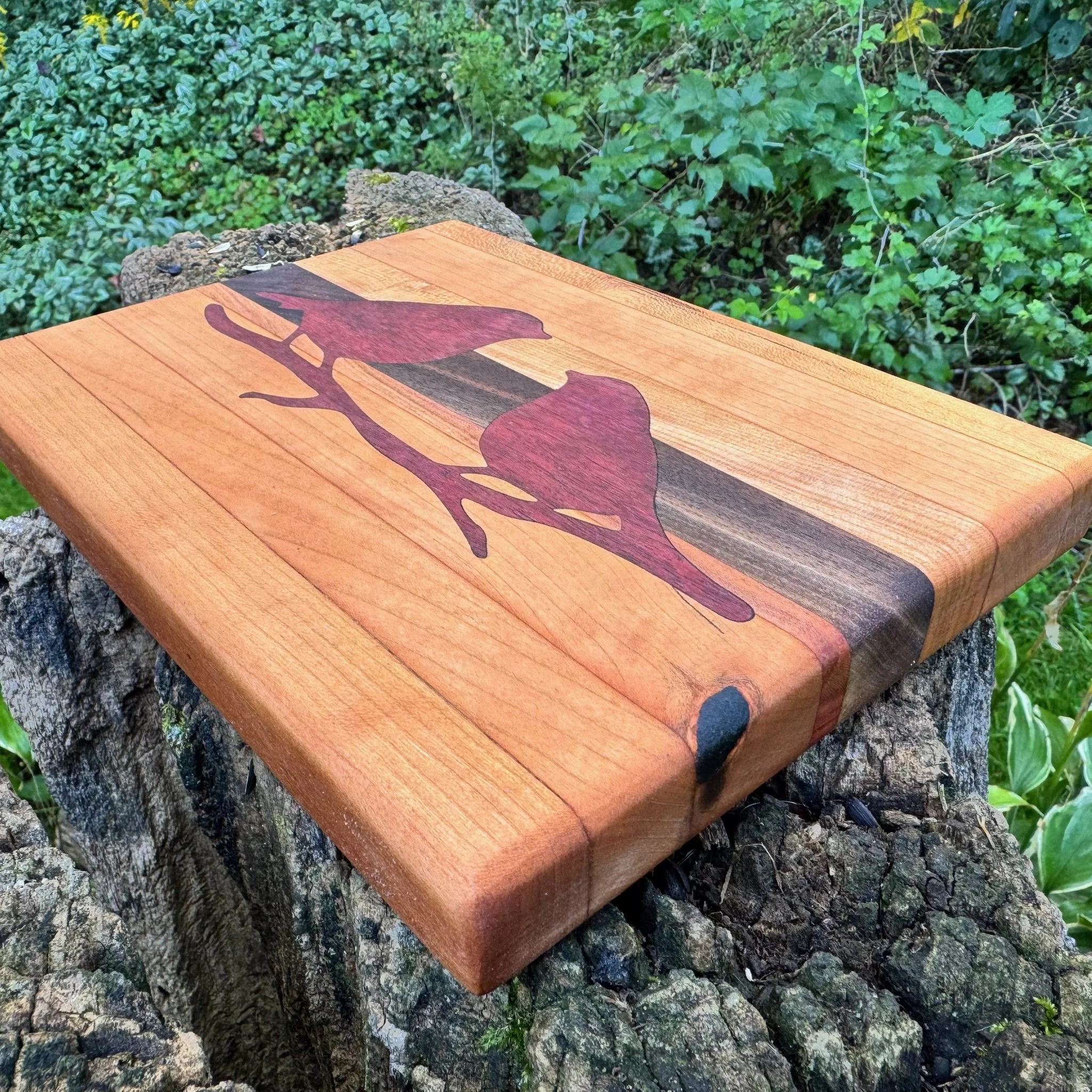 purple heart bird inlay cutting board 0913b.JPG