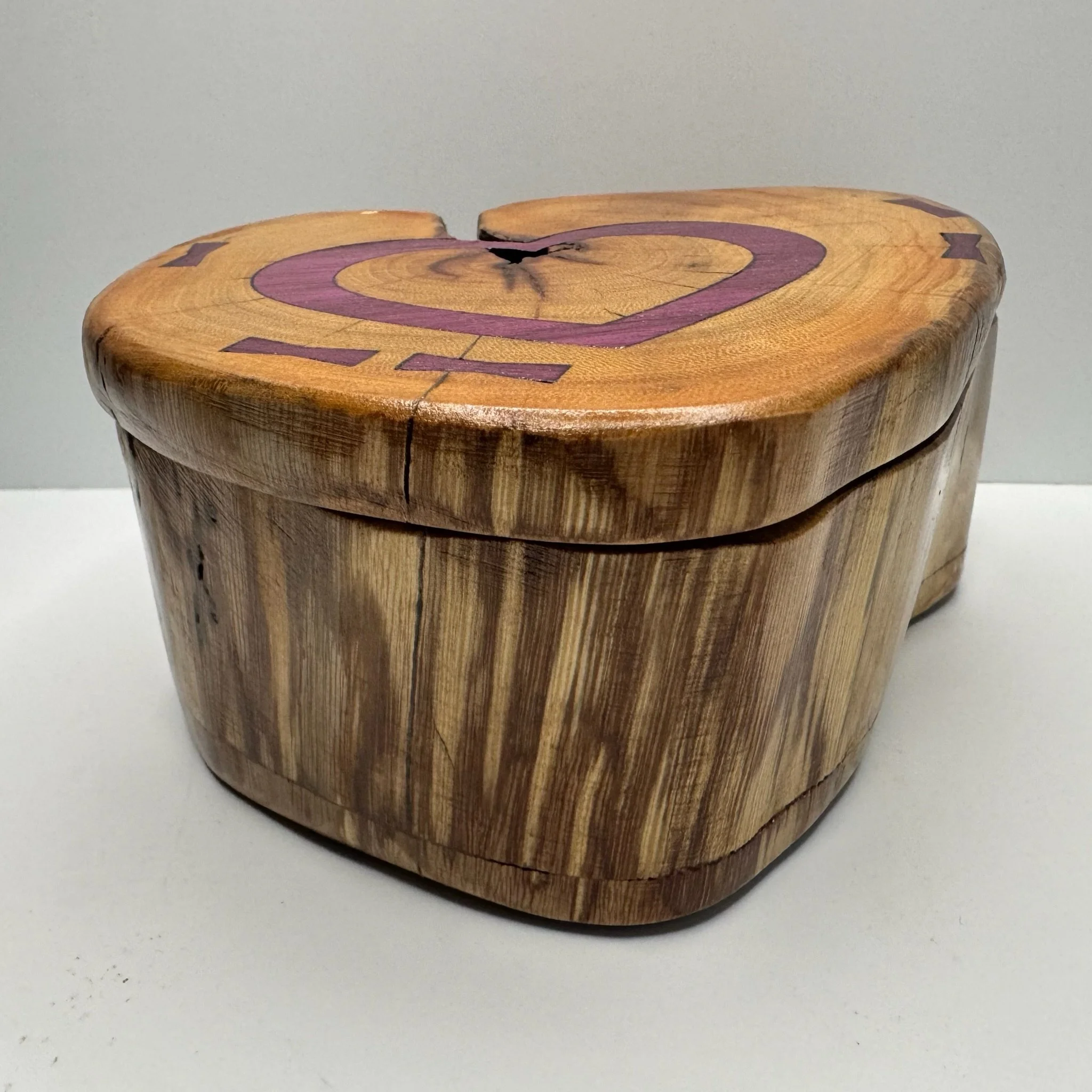 heart inlay box 2.JPG