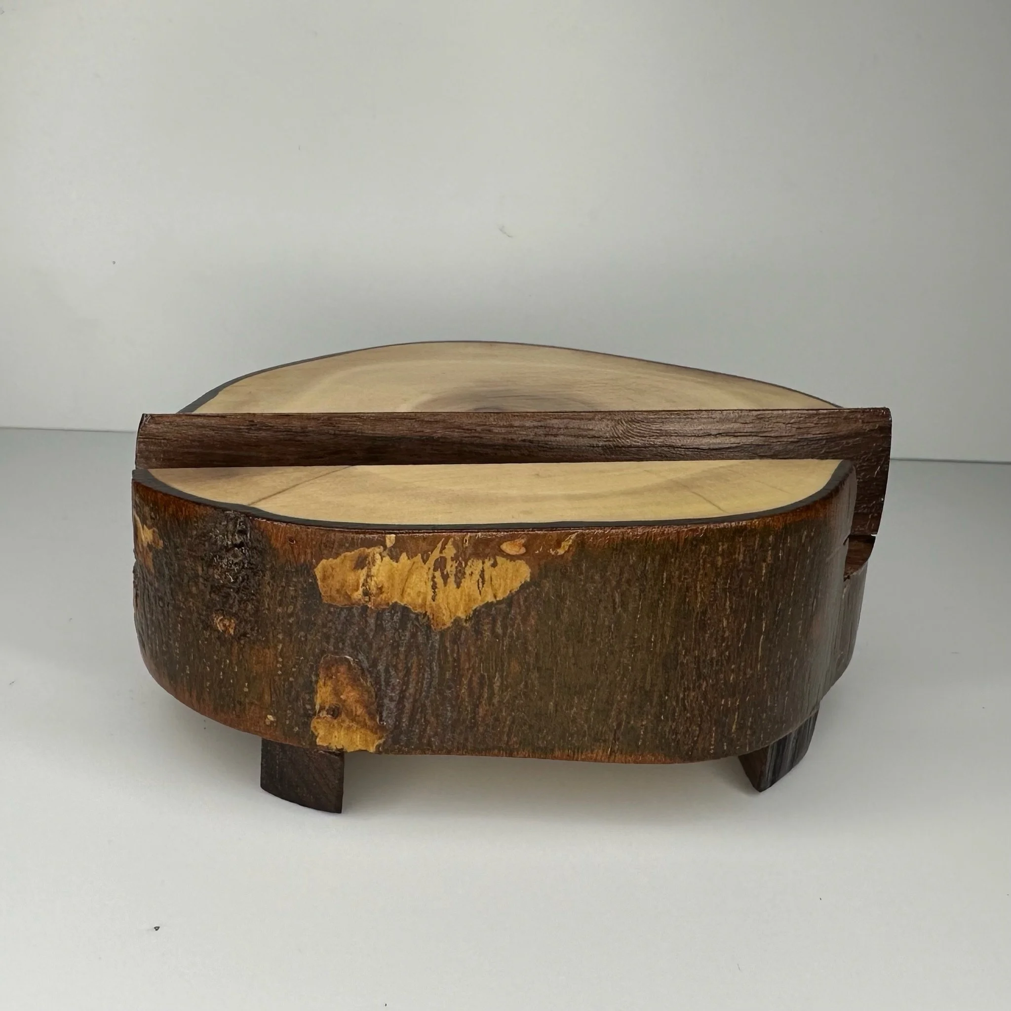 log phone stand 7.JPG