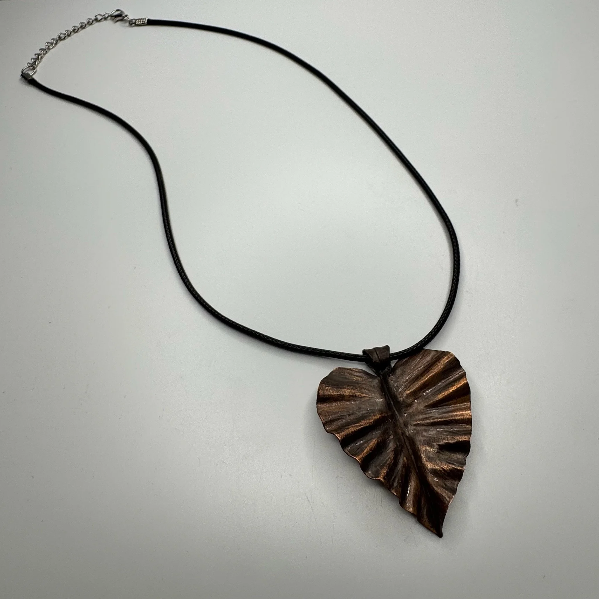 copper leaf necklace 2.JPG