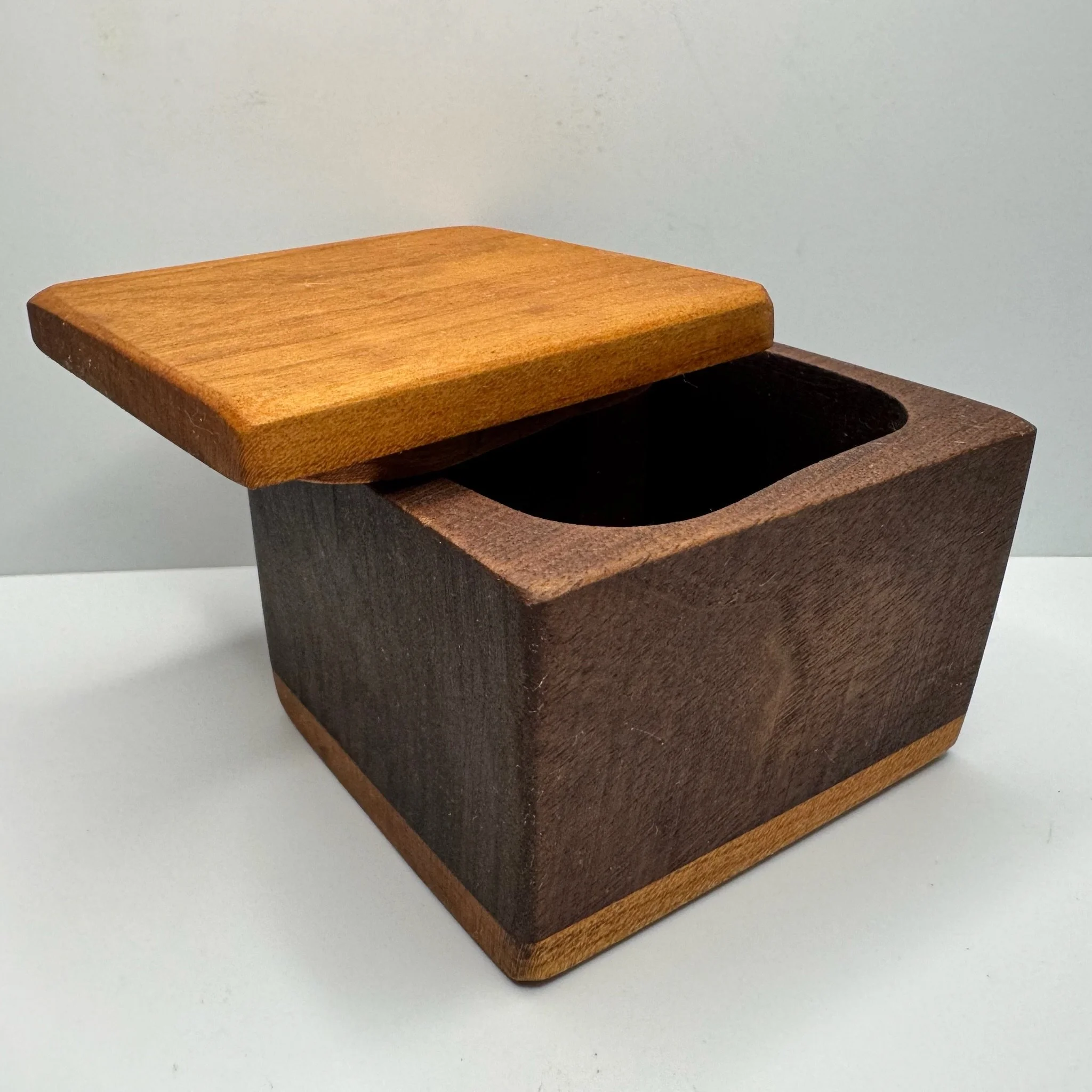 small box 071726b2.JPG