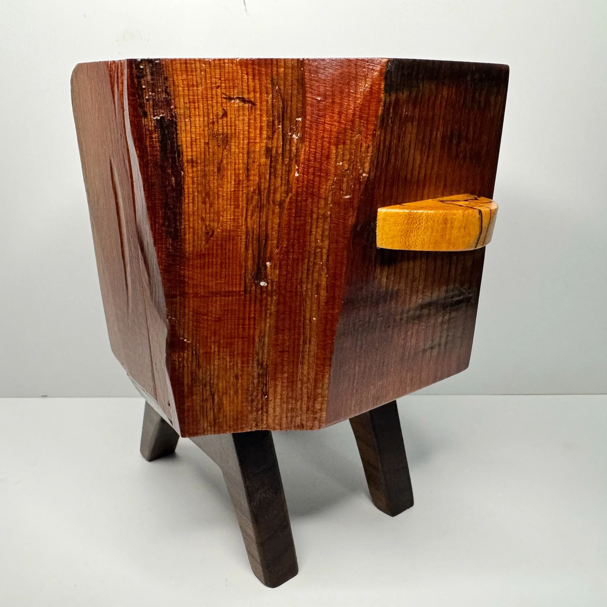 bandsaw box mod legs 102625b-1.JPG