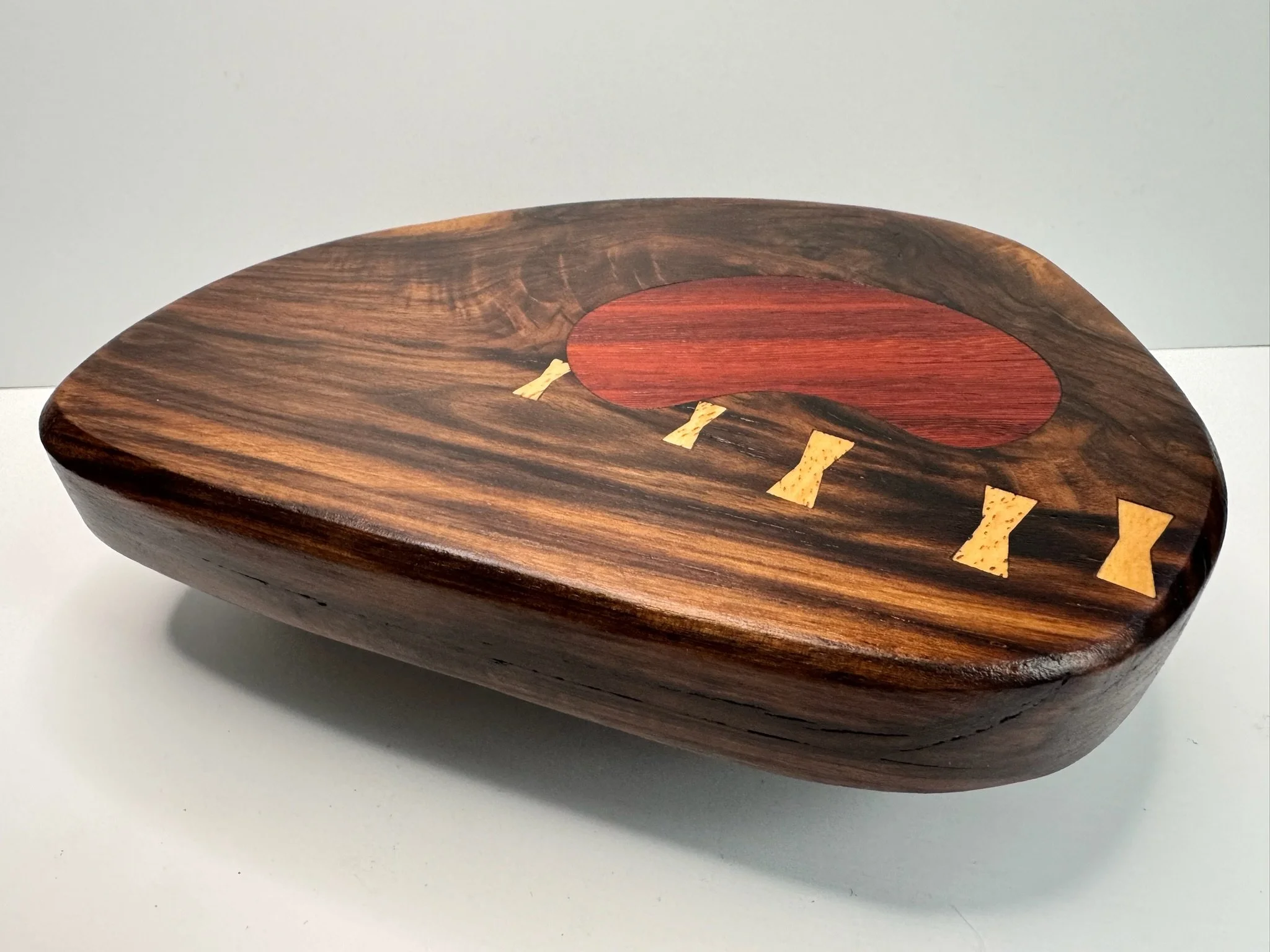 walnut padauk tray 2.JPG