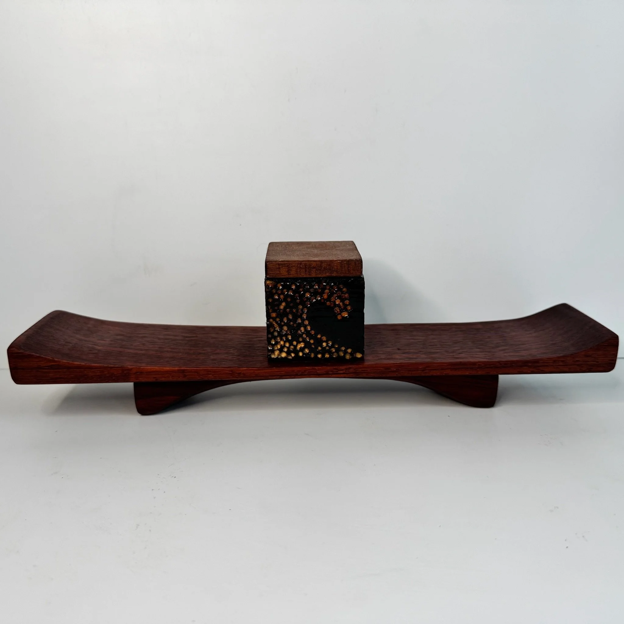 rosewood tray 041826f padauk.JPG