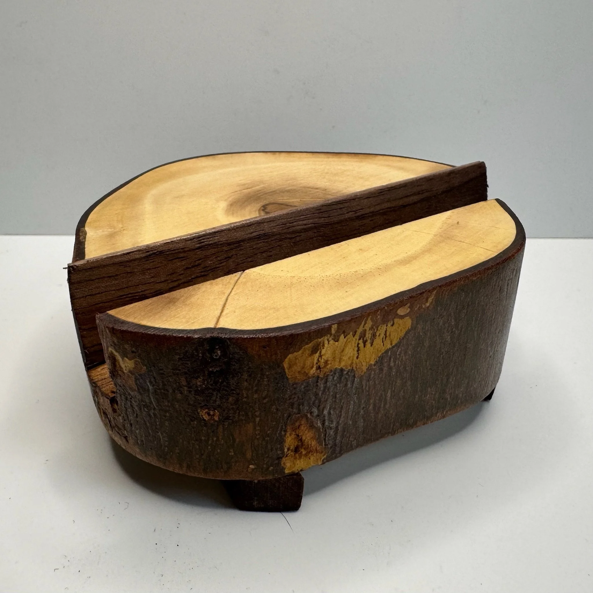 log iphone stand 1.JPG