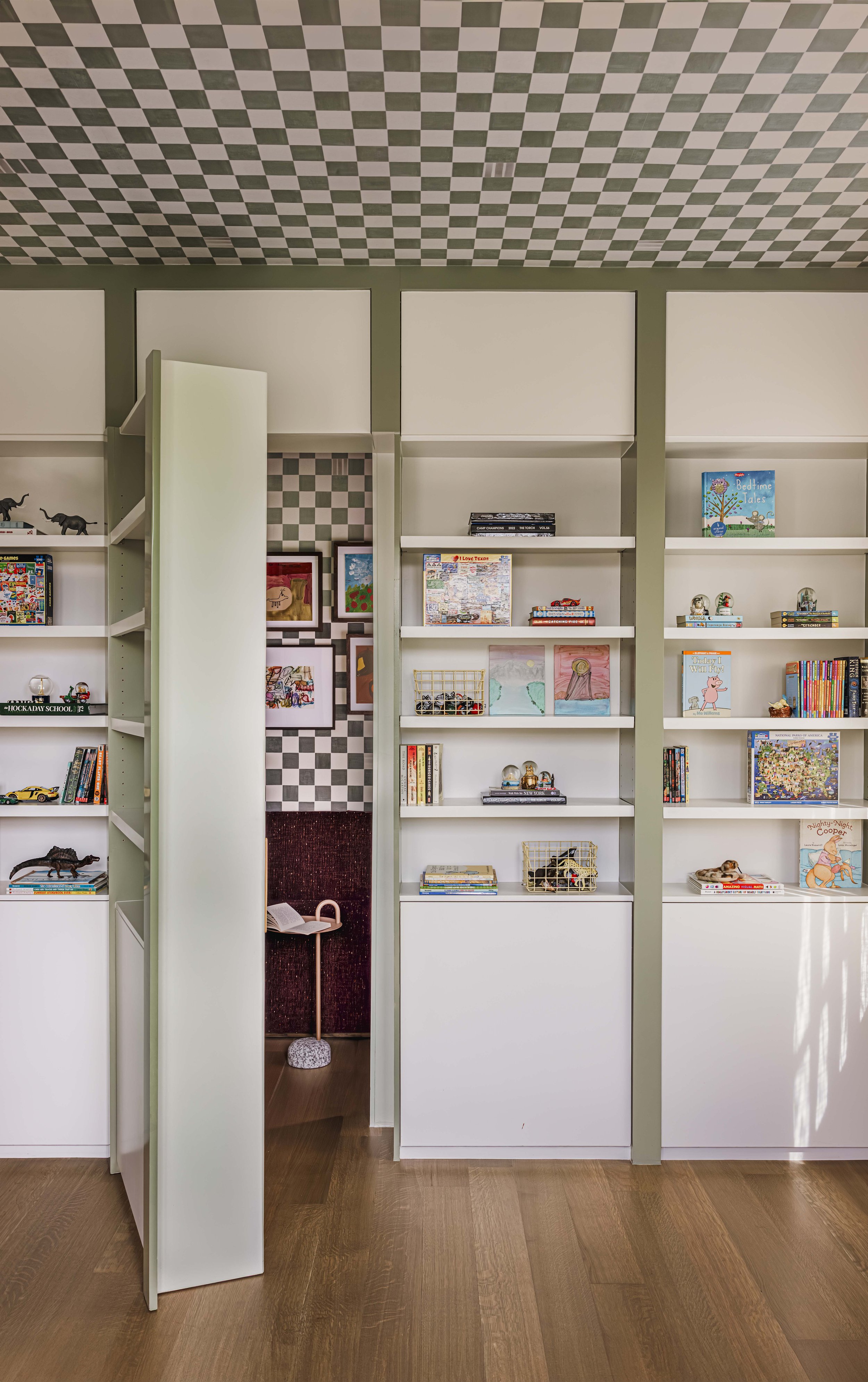 MosaicHouse15 (1).jpg