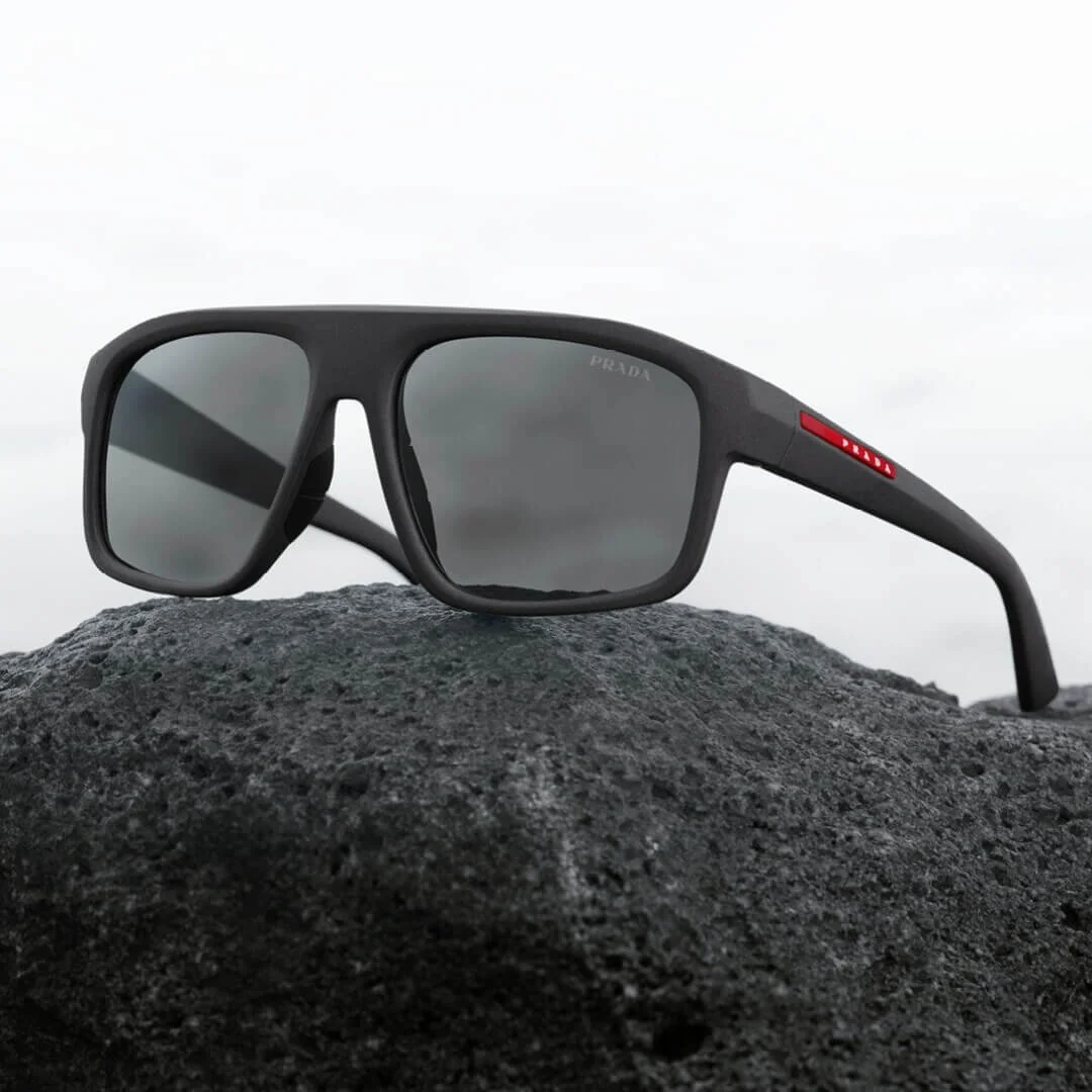 prada-linea-rossa-en-ottica-bariselli-roncadelle-bs (7).jpg