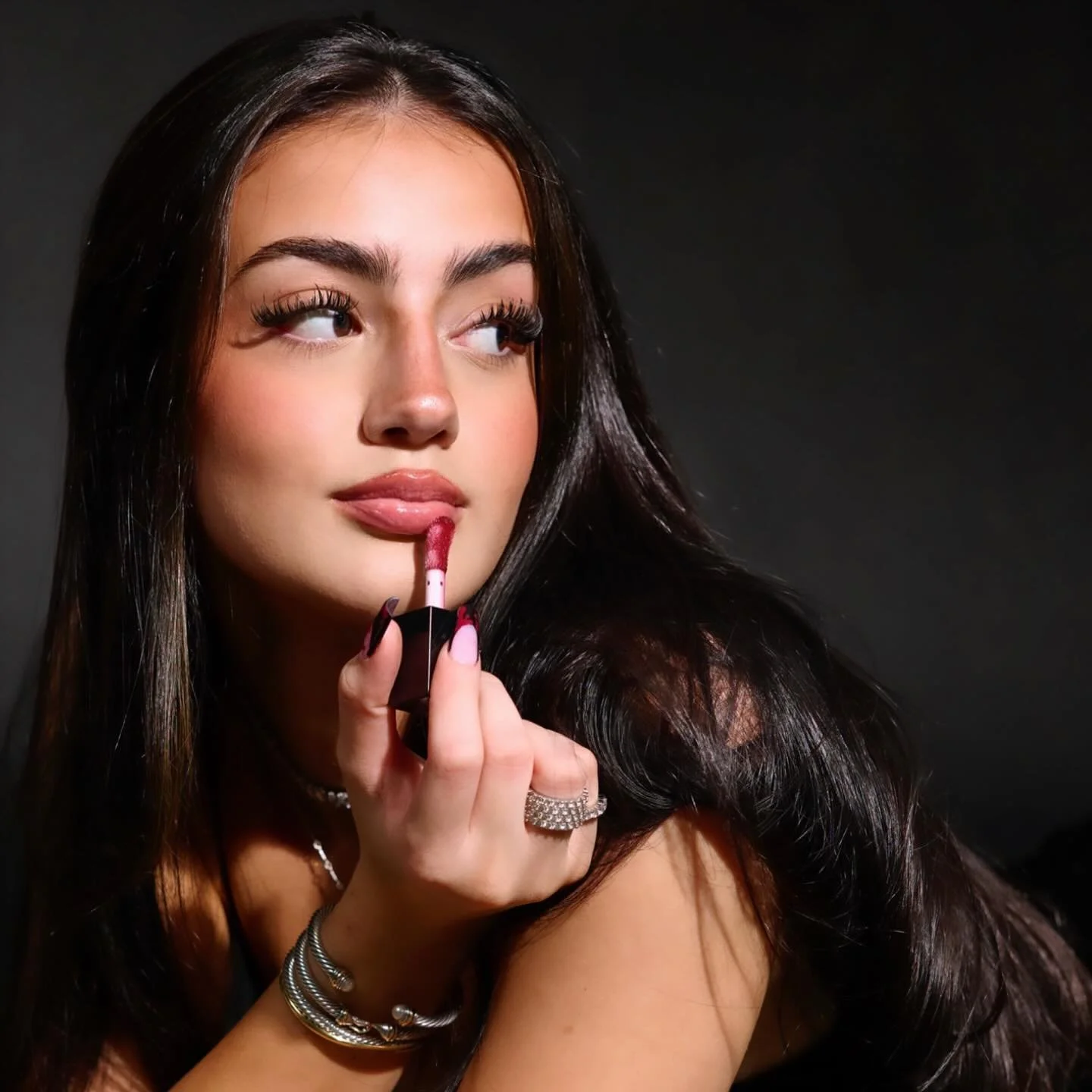 Every photo is a good photo with this one!

.
.
.
.
.
.

#FordModelsNYC #FordModels #NYC #RareBeauty #AlwaysBeautiful #StudioPhotography #StudioLights #ModelStyle #Confidence #PerfectPose #MicroPosing #NaturalMovement #TrueBeauty #ModelScouting #Mode