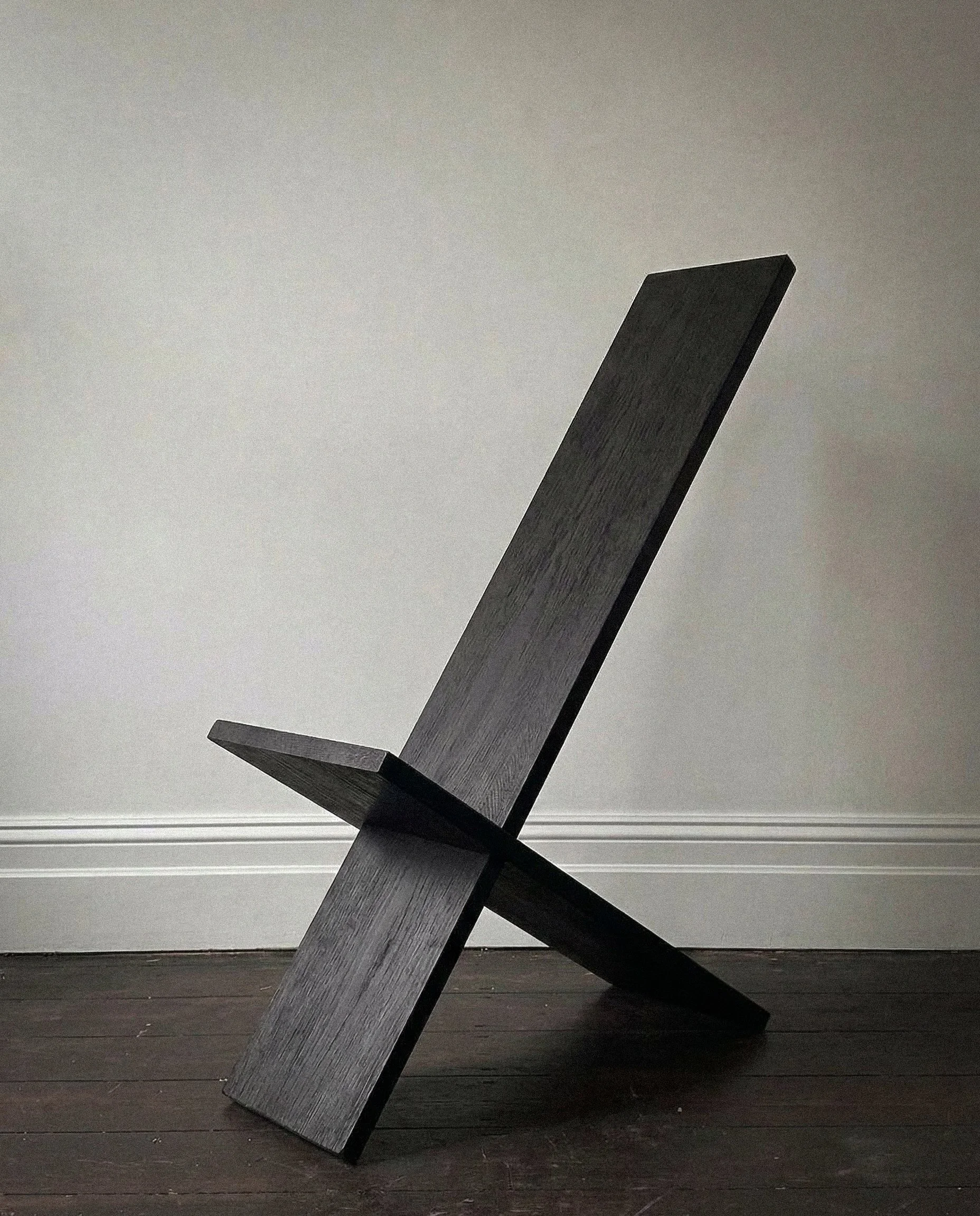 Erik De Graaff Chair_02.jpg