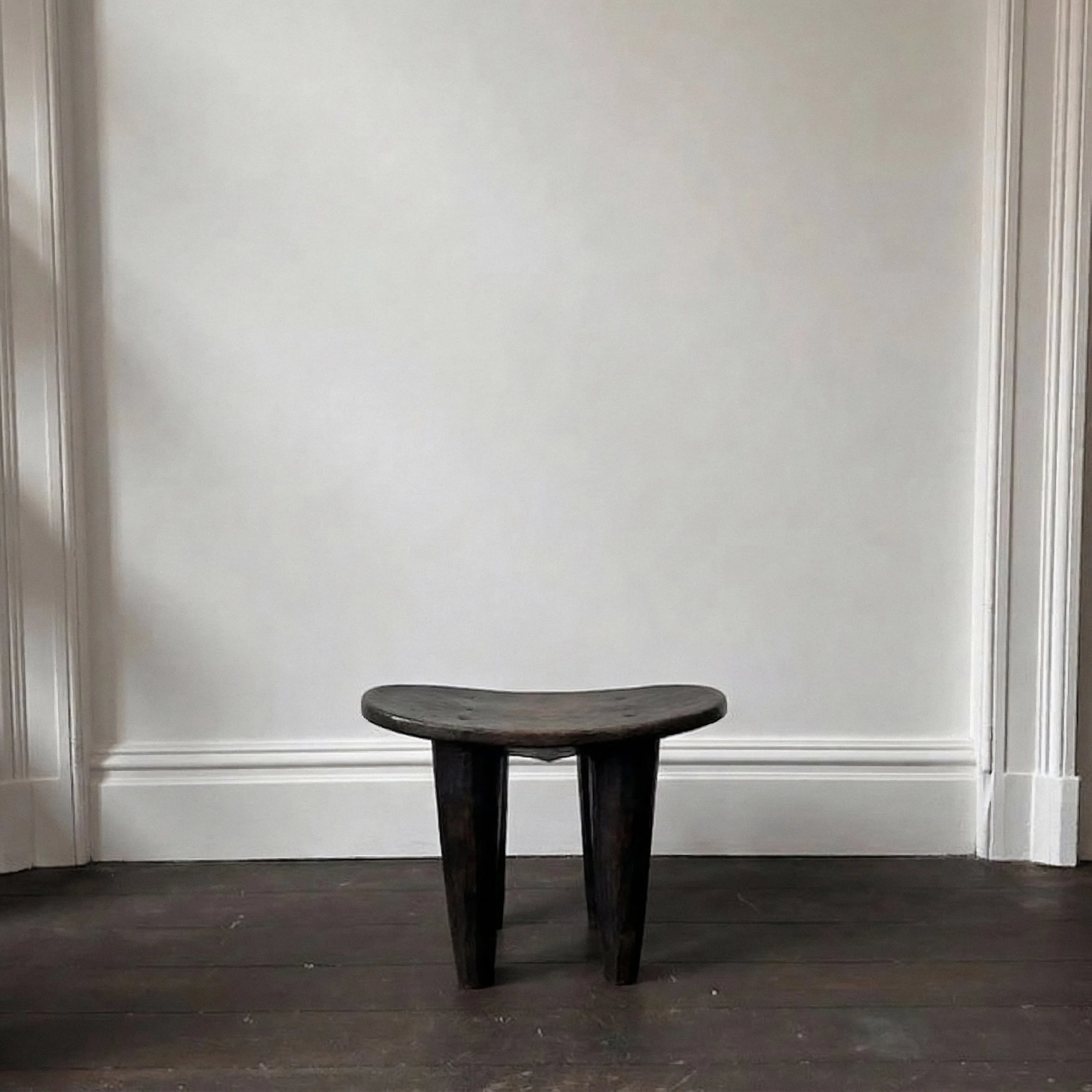 African Senoufo Stool_02.jpg