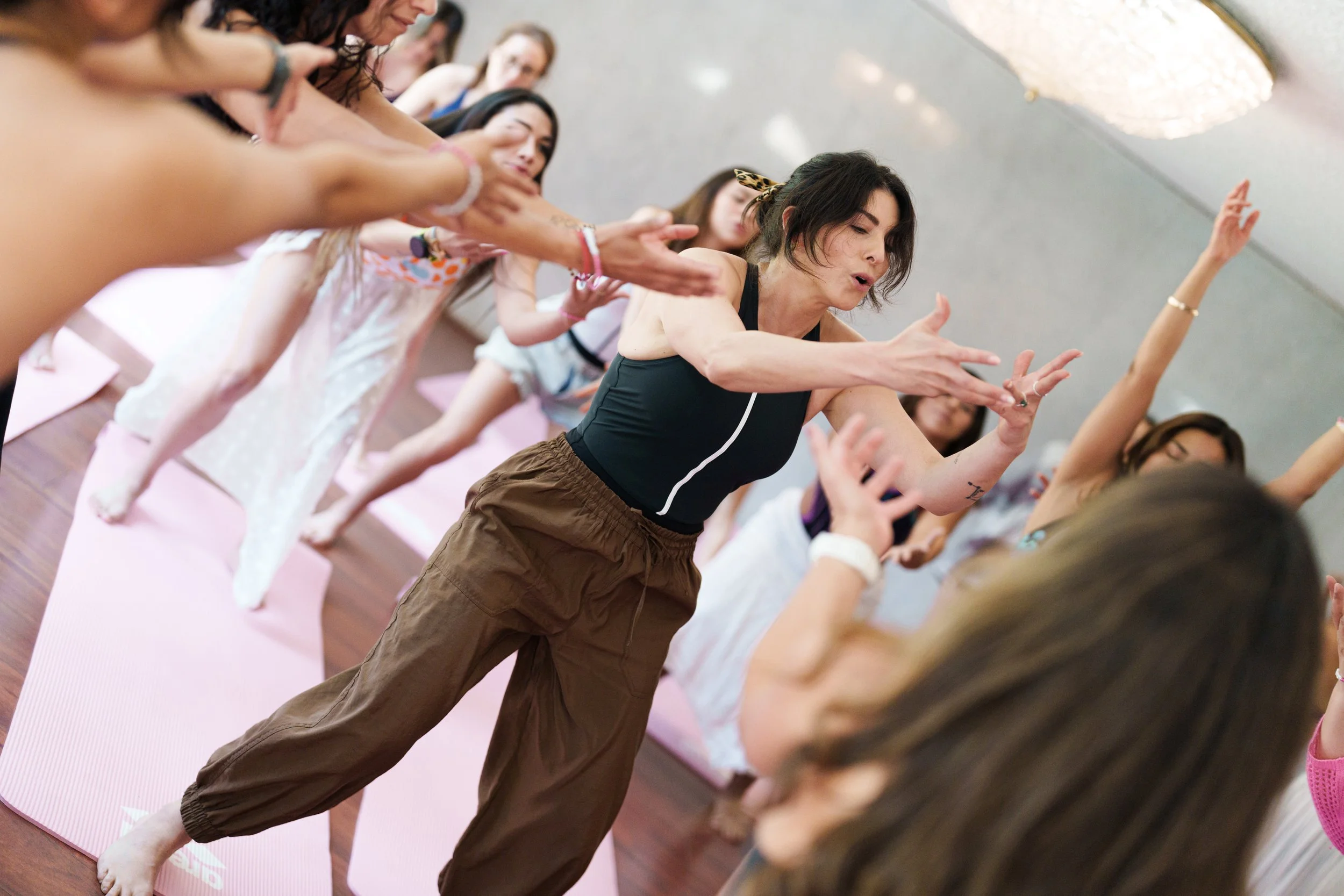 ANITA ARENA MAR25-1.jpg