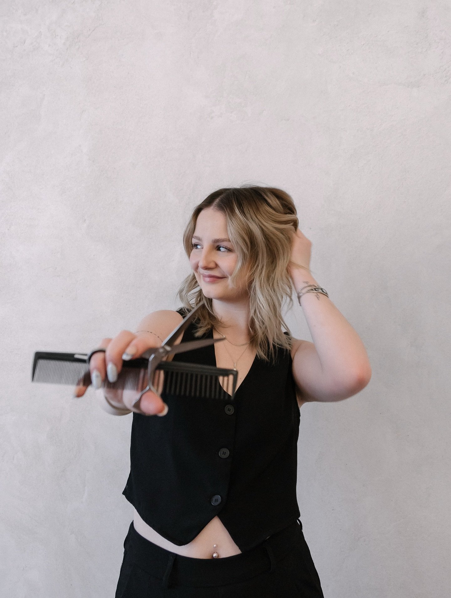 Brand sessions are some of my favorite moments because I get to learn why people chose their path and see how they bring sparkle into the world. 

Riley, a hairdresser at Veil in Spruce Grove, is one of the sweetest souls. Having her in a space insta