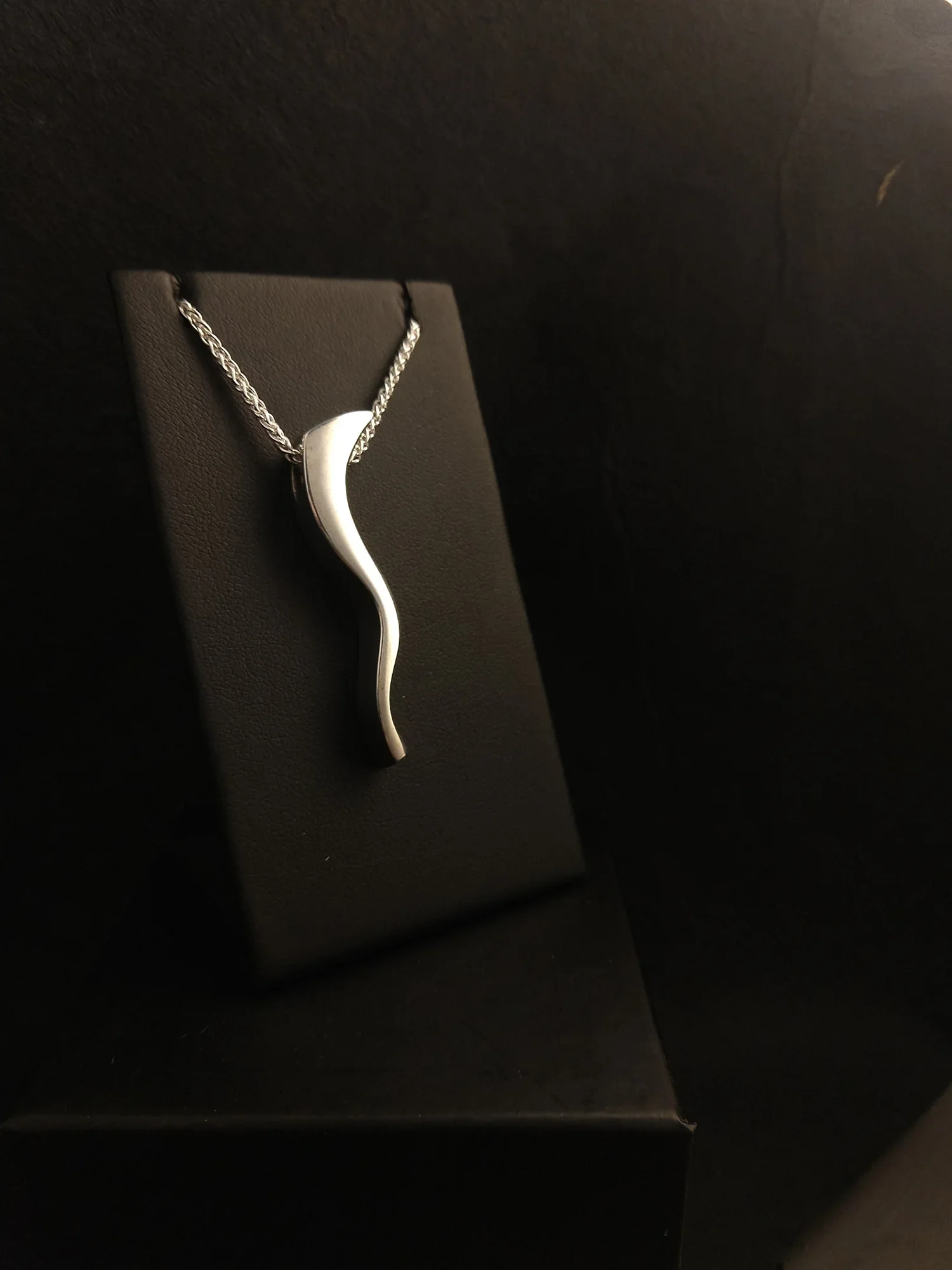 Sterling Curvy Pendant