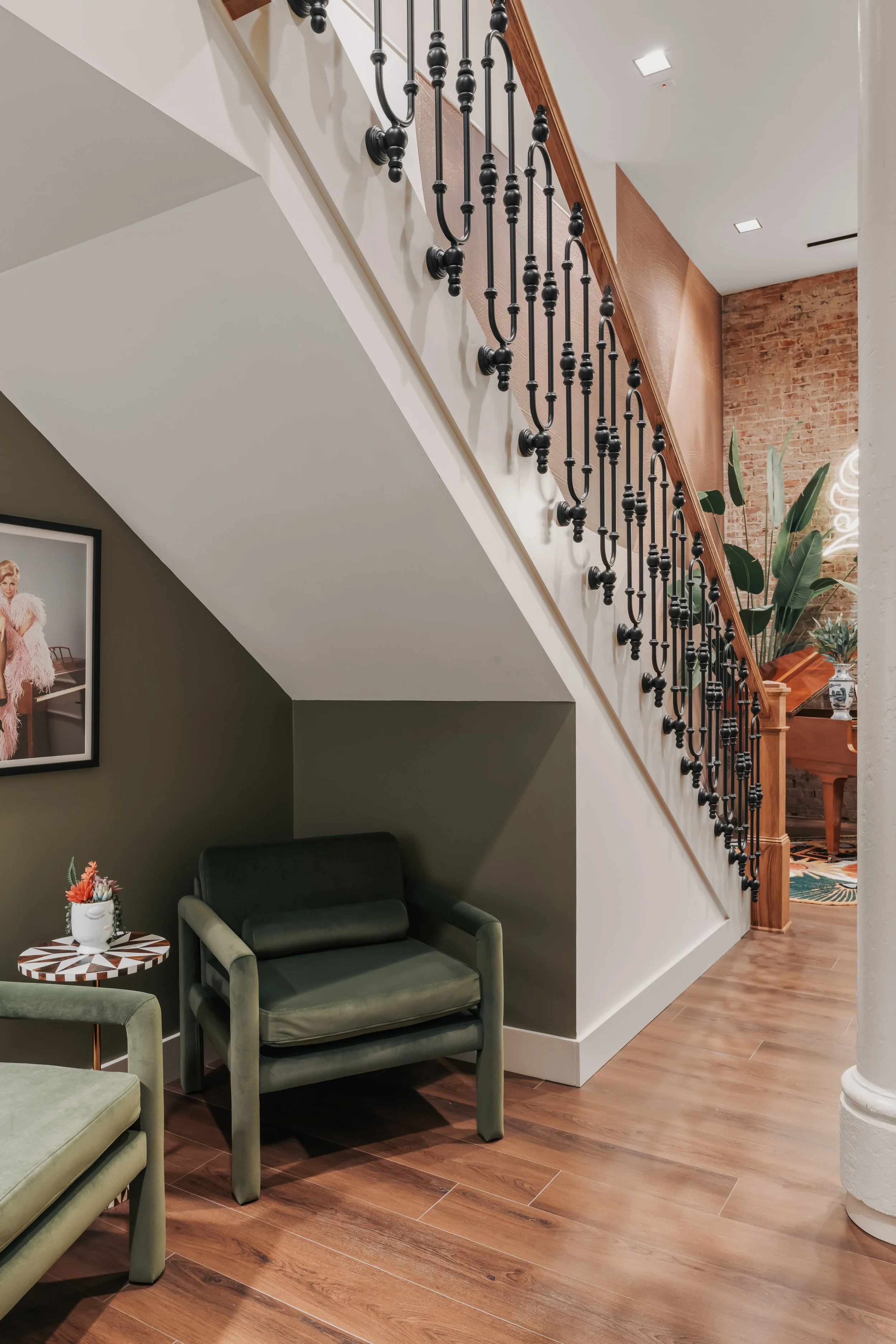 starr-piano-suites-roxie-staircase-2.jpg