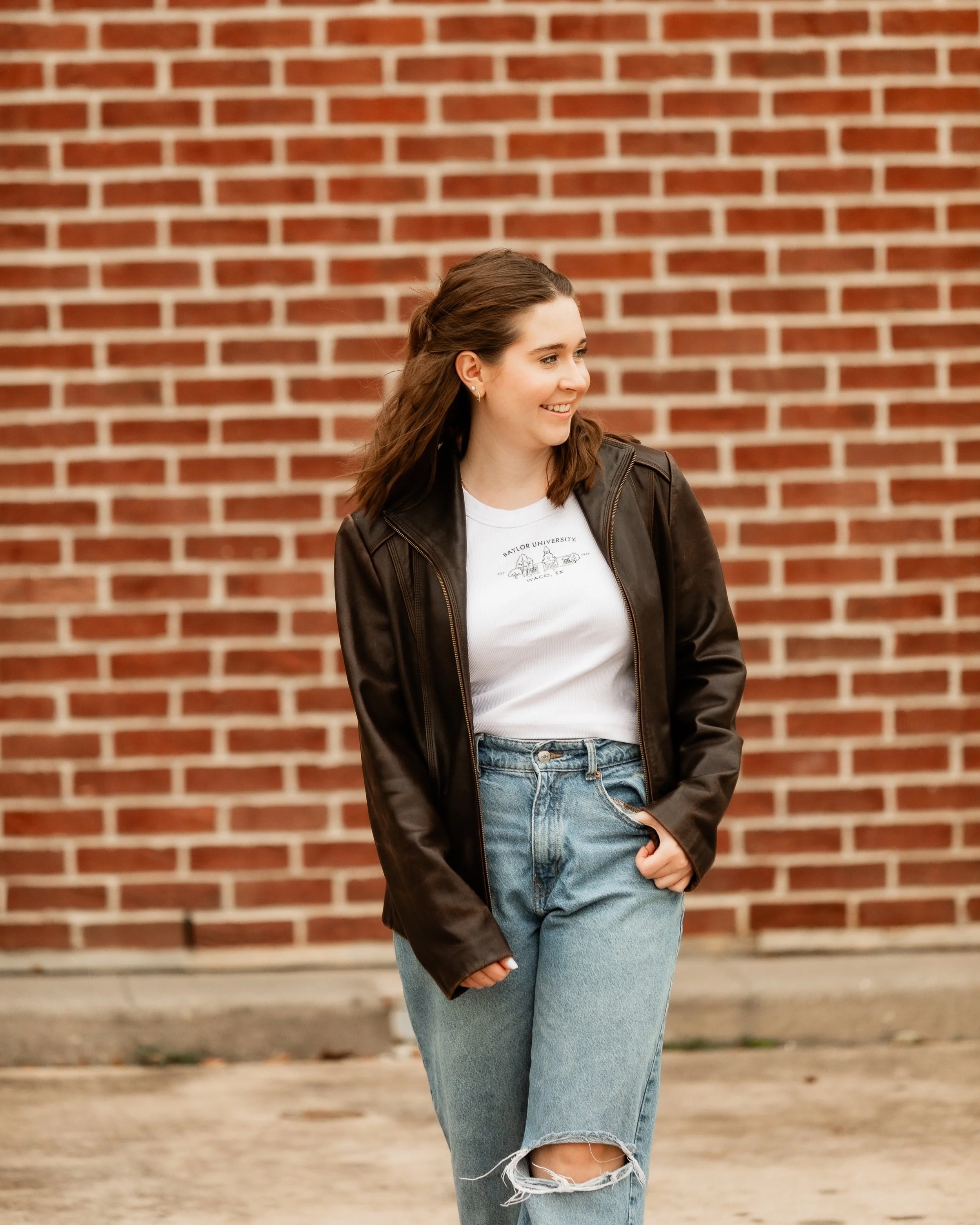 senior-girl-portrait-candid-relaxed-tomball-lifestyle-session