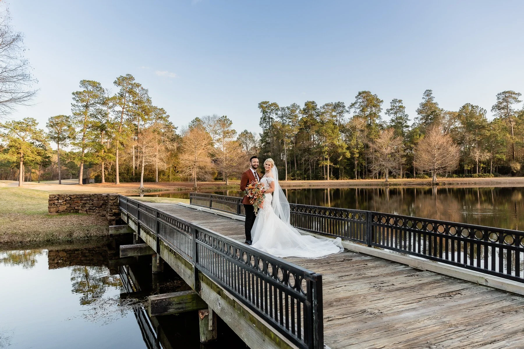 THE WOODLANDS COUNTRY CLUB