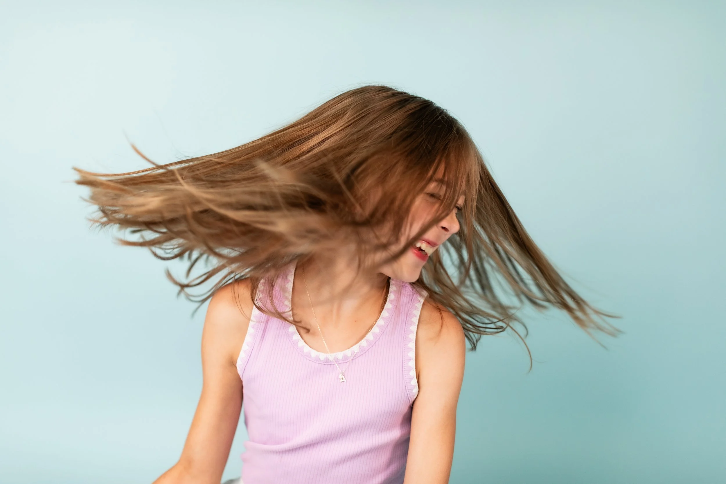 girl-studio-portrait-personality-kids-photographer