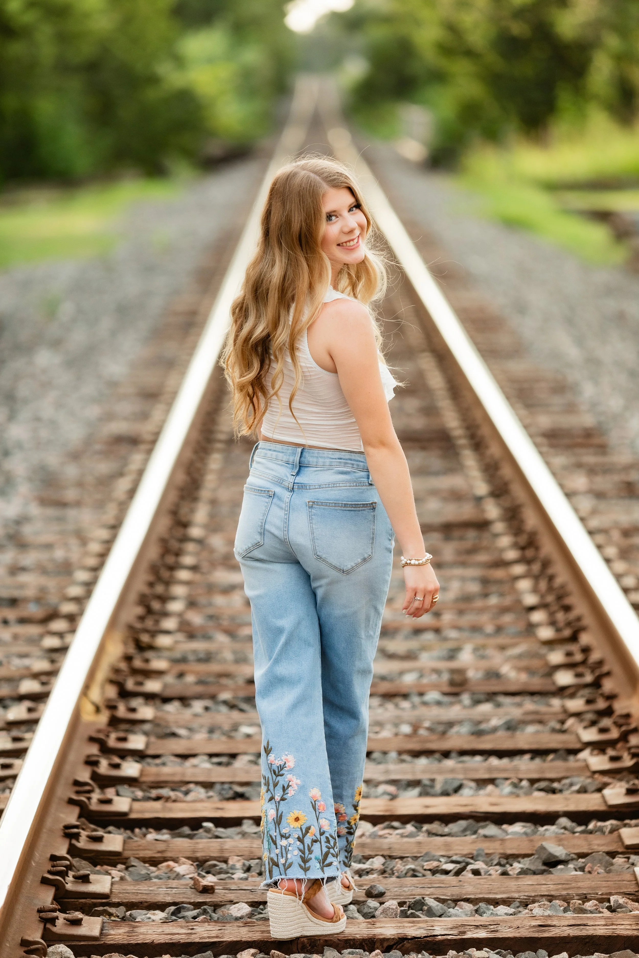 high-school-senior-girl-smiling-cypress-tx-photo-session