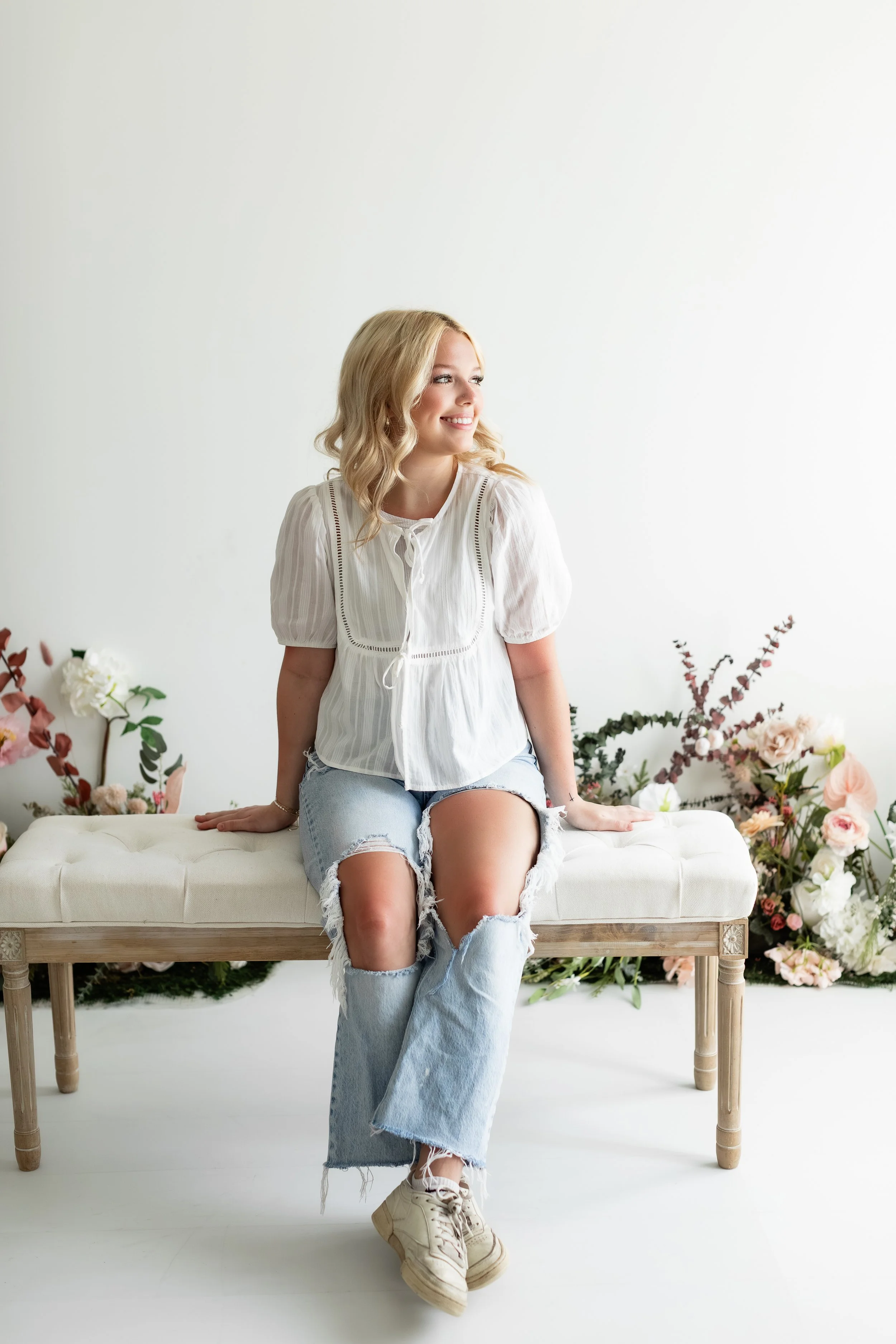 cypress-tx-senior-girl-portrait-in-studio-senior-session-clean-white-portrait-backdrop