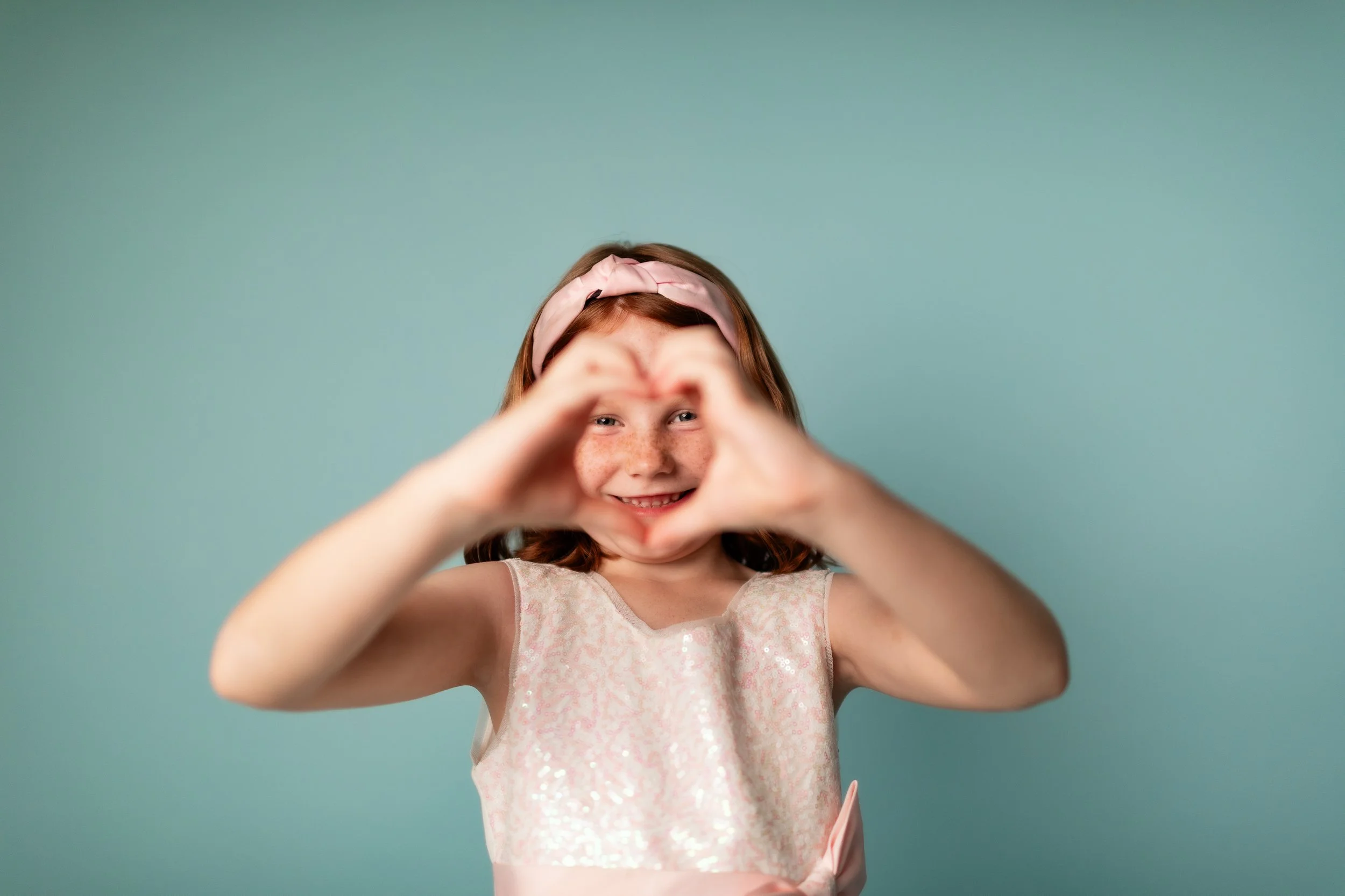 fun-studio-portrait-children-photographer-the-woodlands