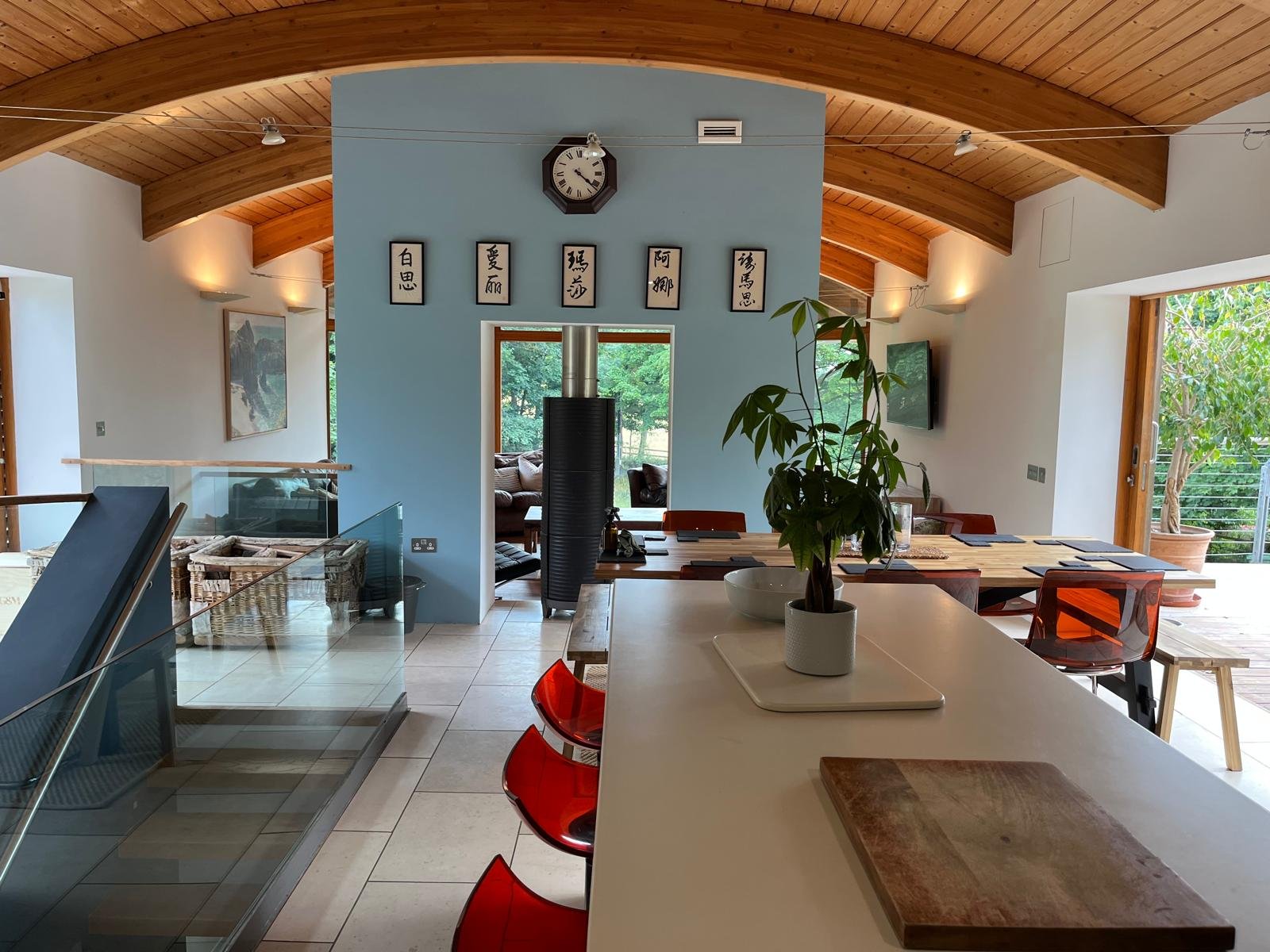 Kitchen Island.jpg
