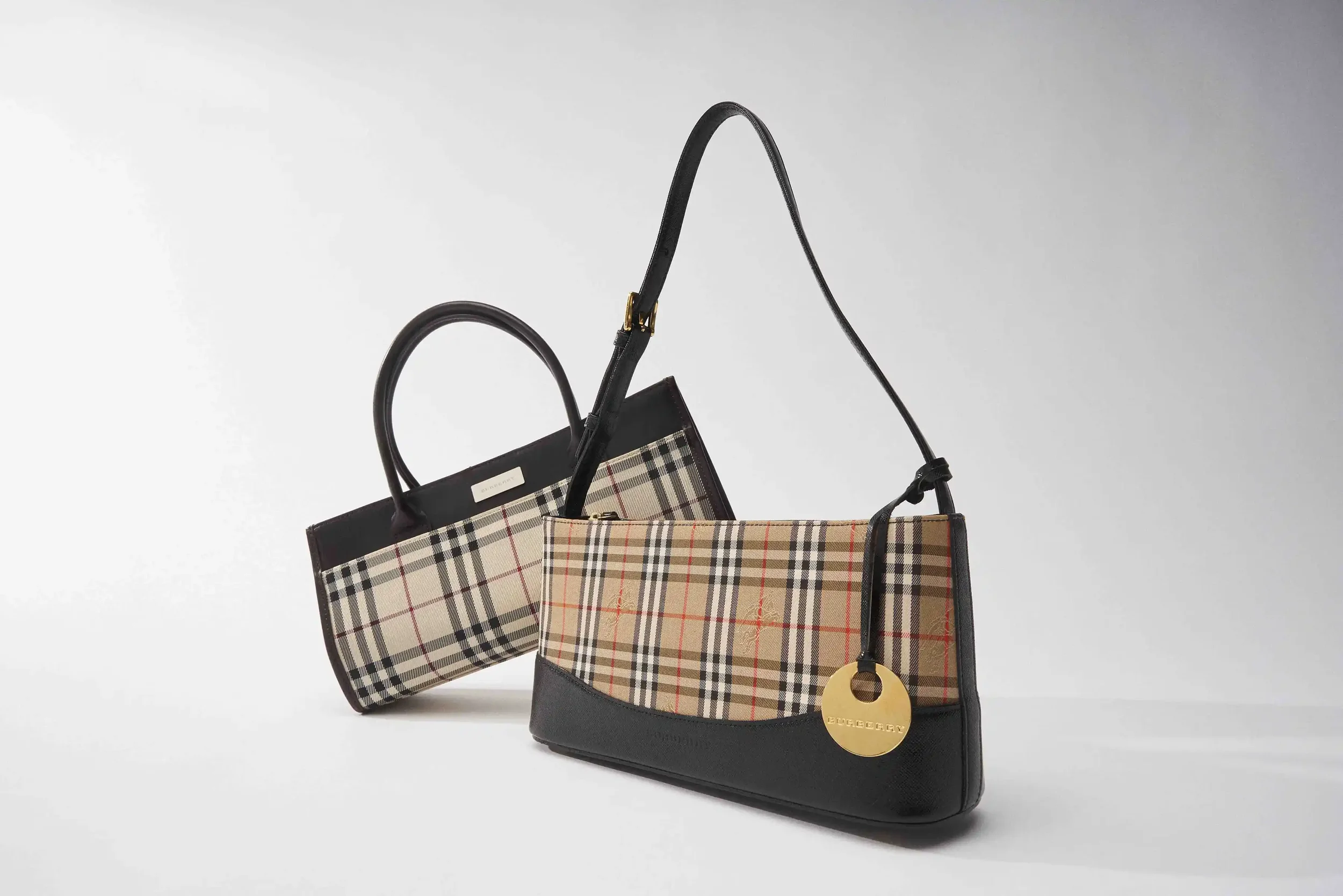 BURBERRY_2_.webp
