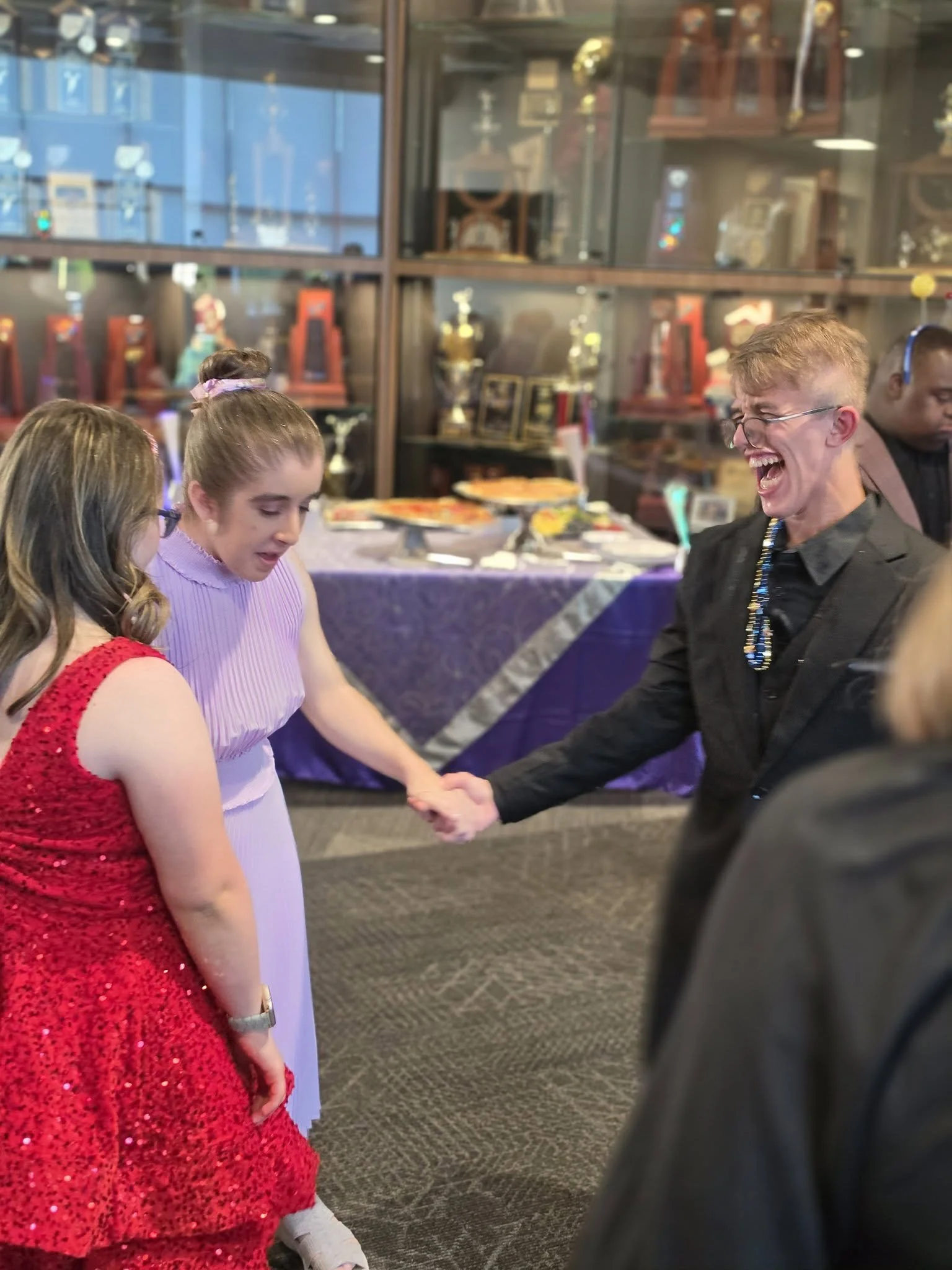 MSC_Prom_202685.jpg