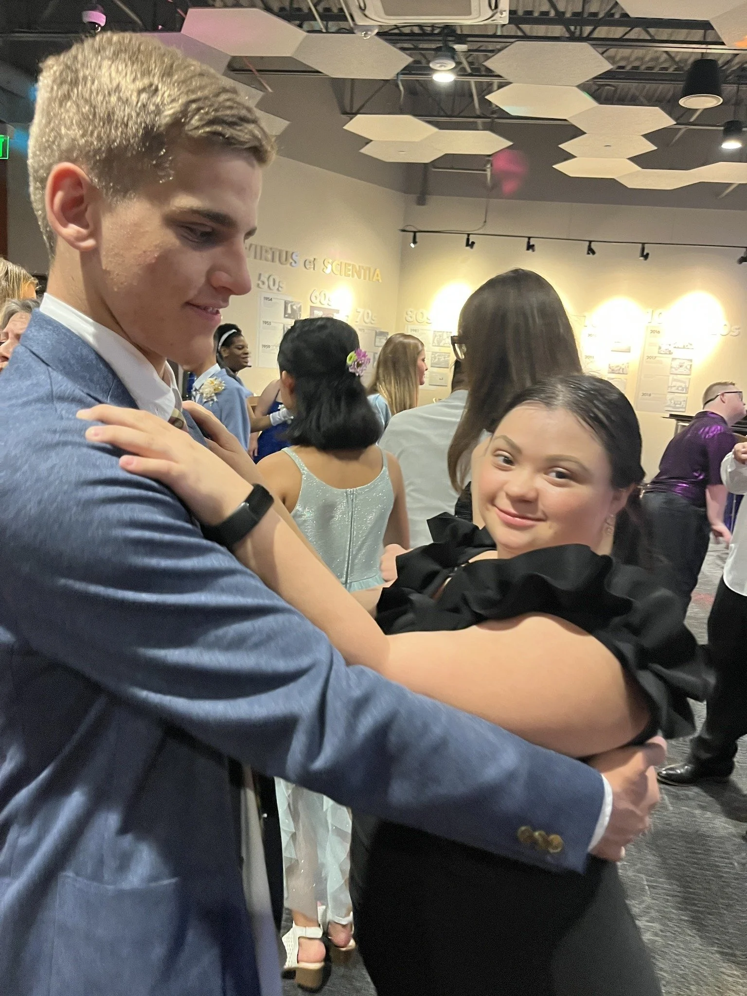 MSC_Prom_202619.jpg
