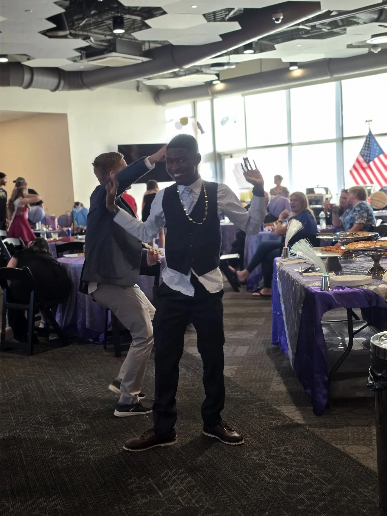 MSC_Prom_202671.jpg