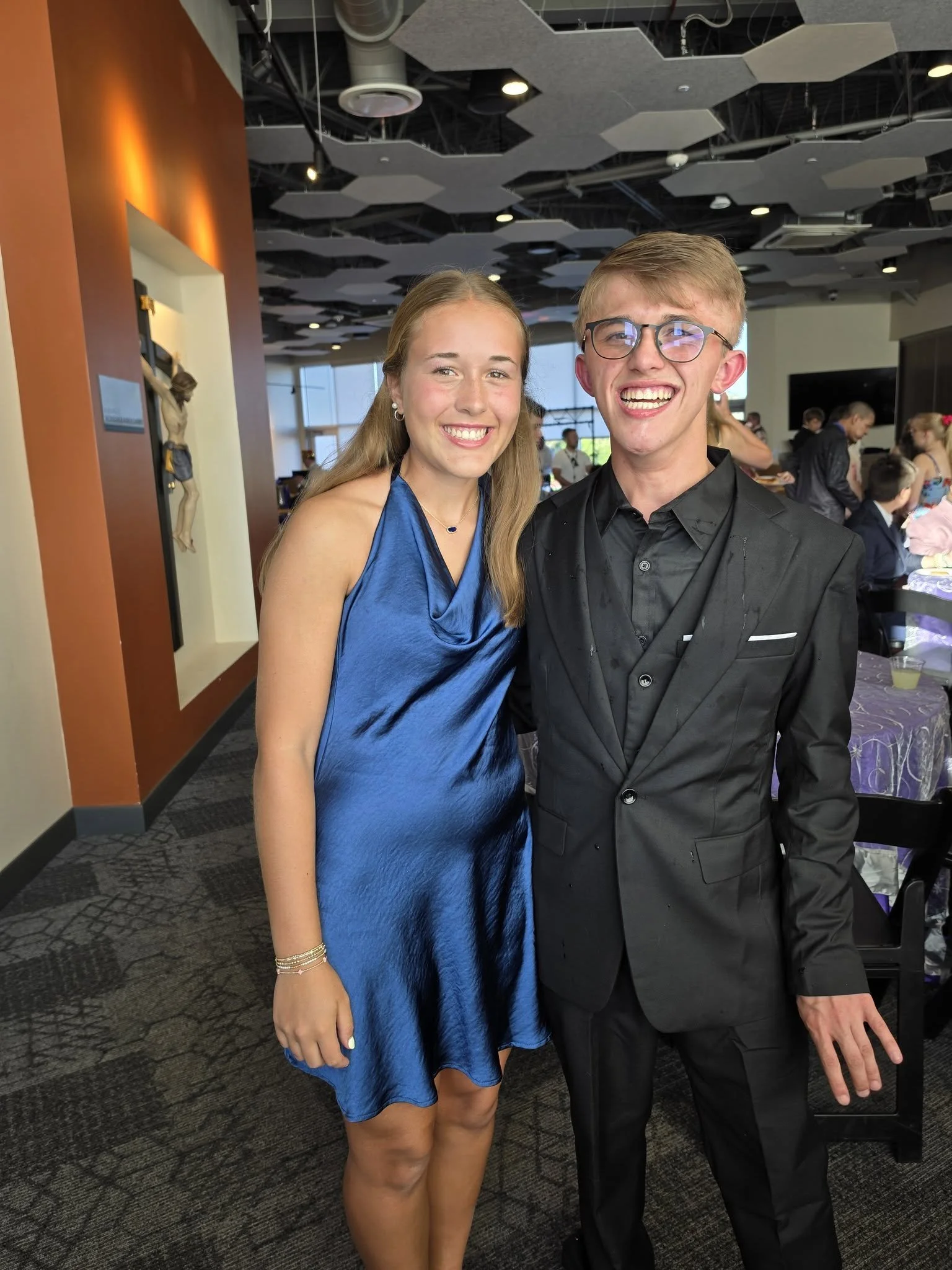 MSC_Prom_202636.jpg