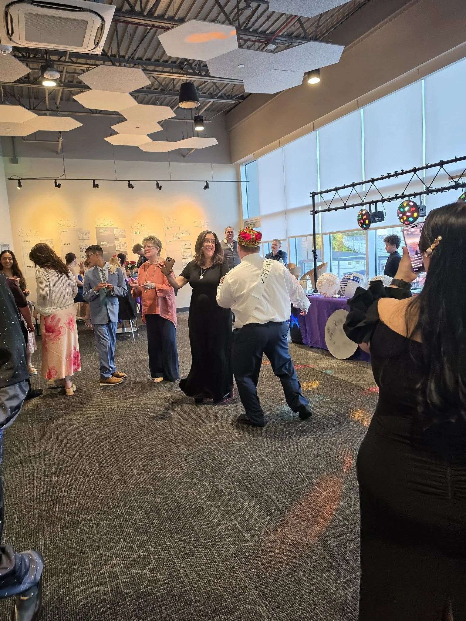 MSC_Prom_202653.jpg