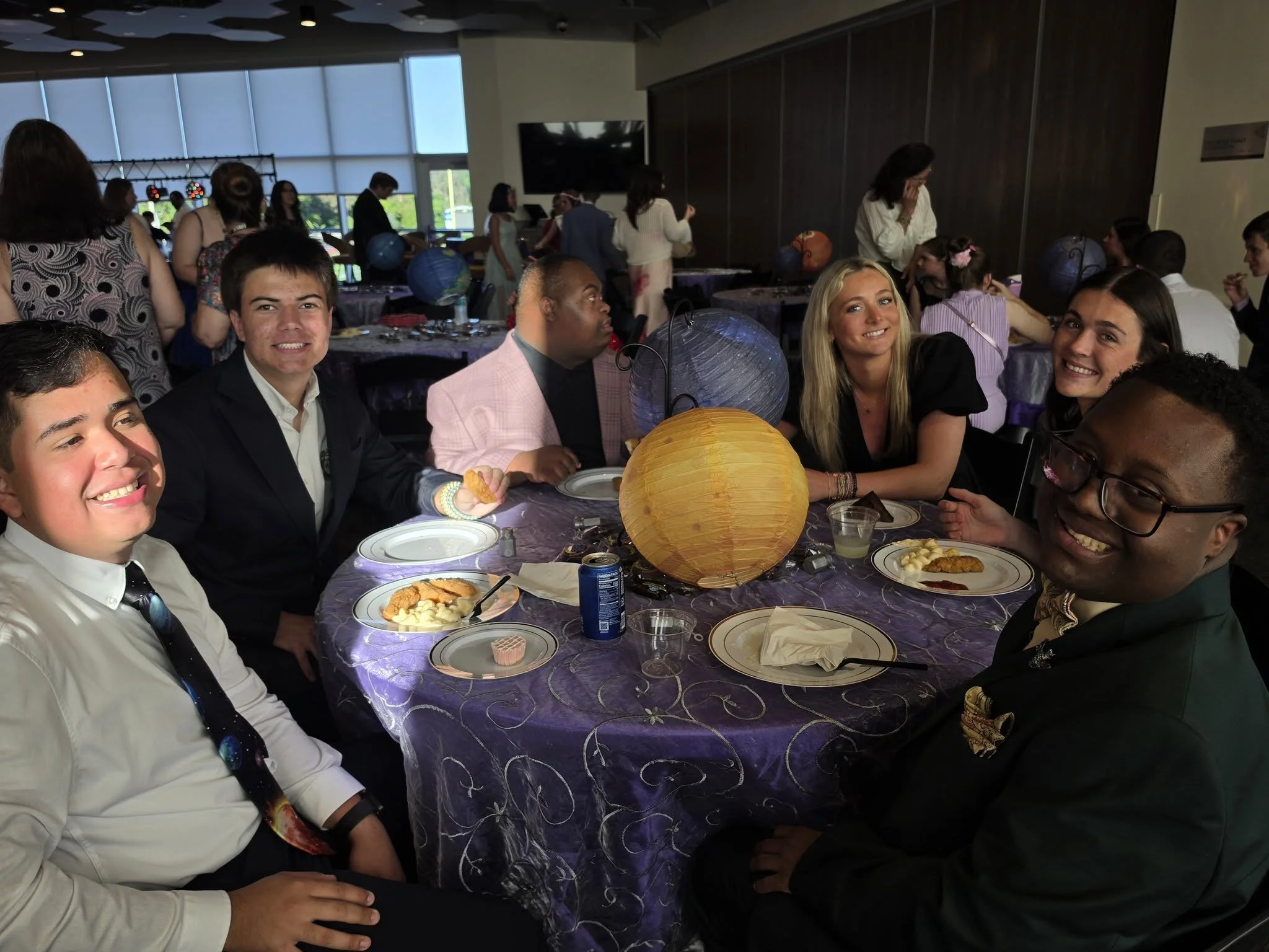 MSC_Prom_202639.jpg