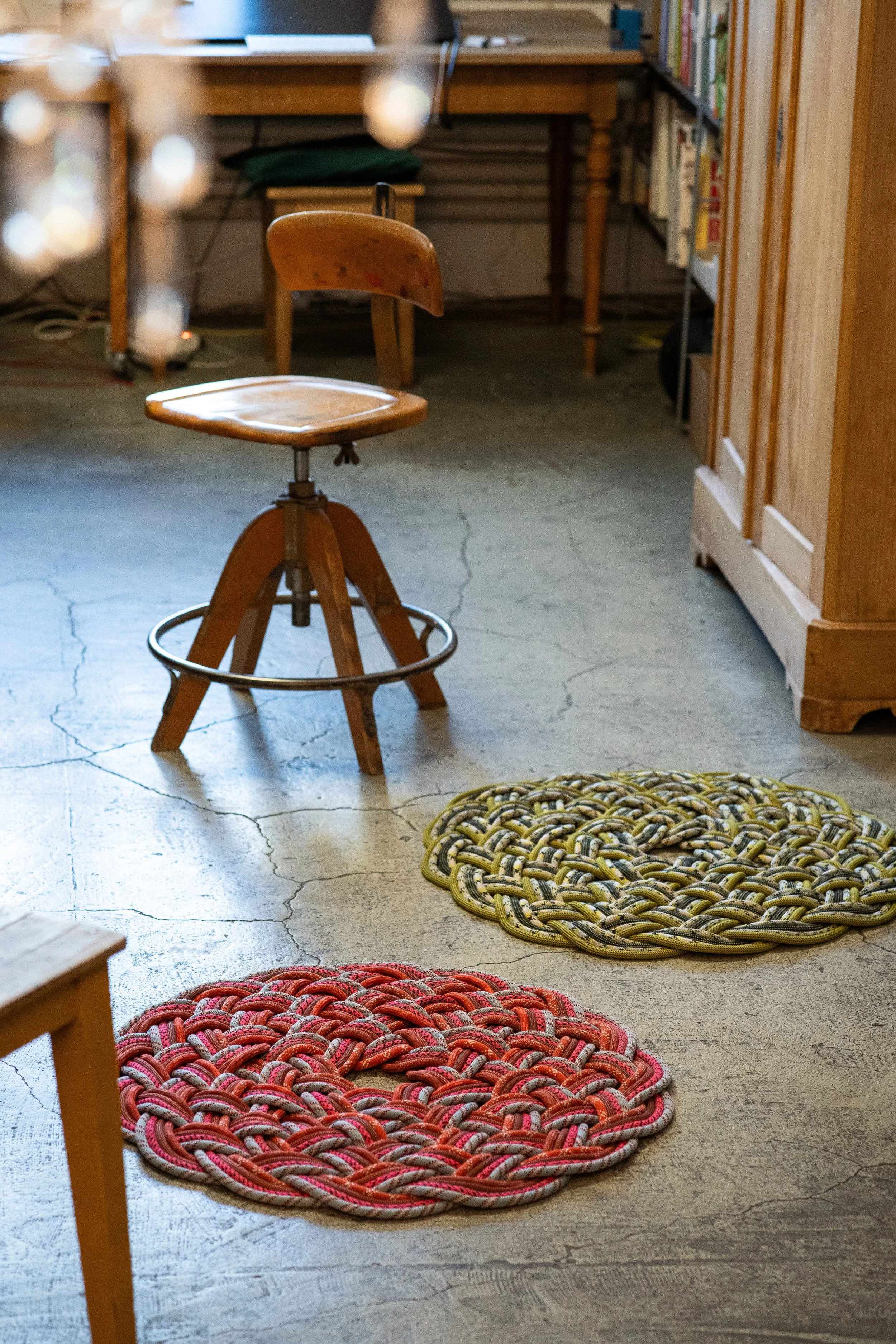 GUT FEELING, colour variants