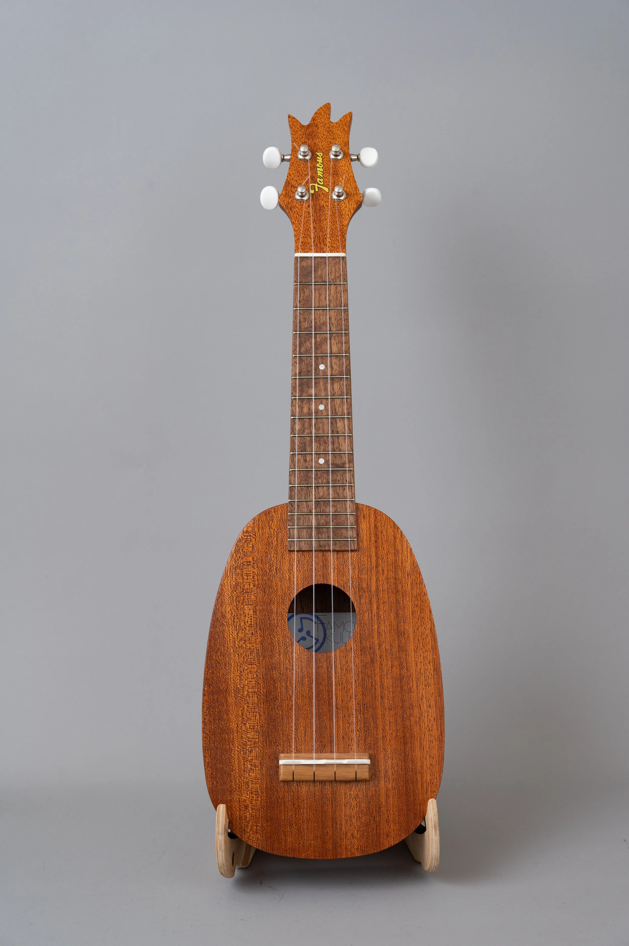 Famous FS-2PG-2764.jpg